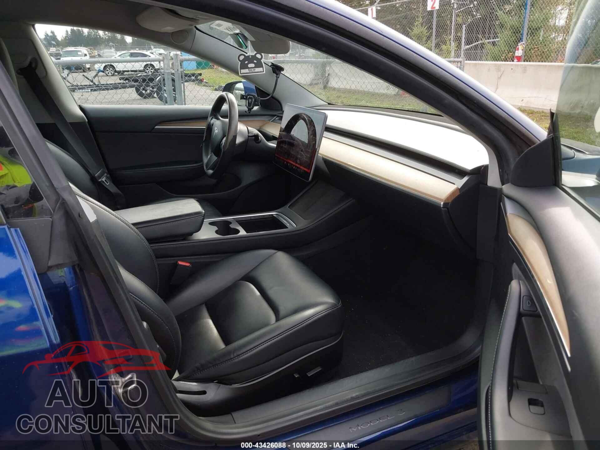TESLA MODEL 3 2022 - 5YJ3E1EA2NF142932