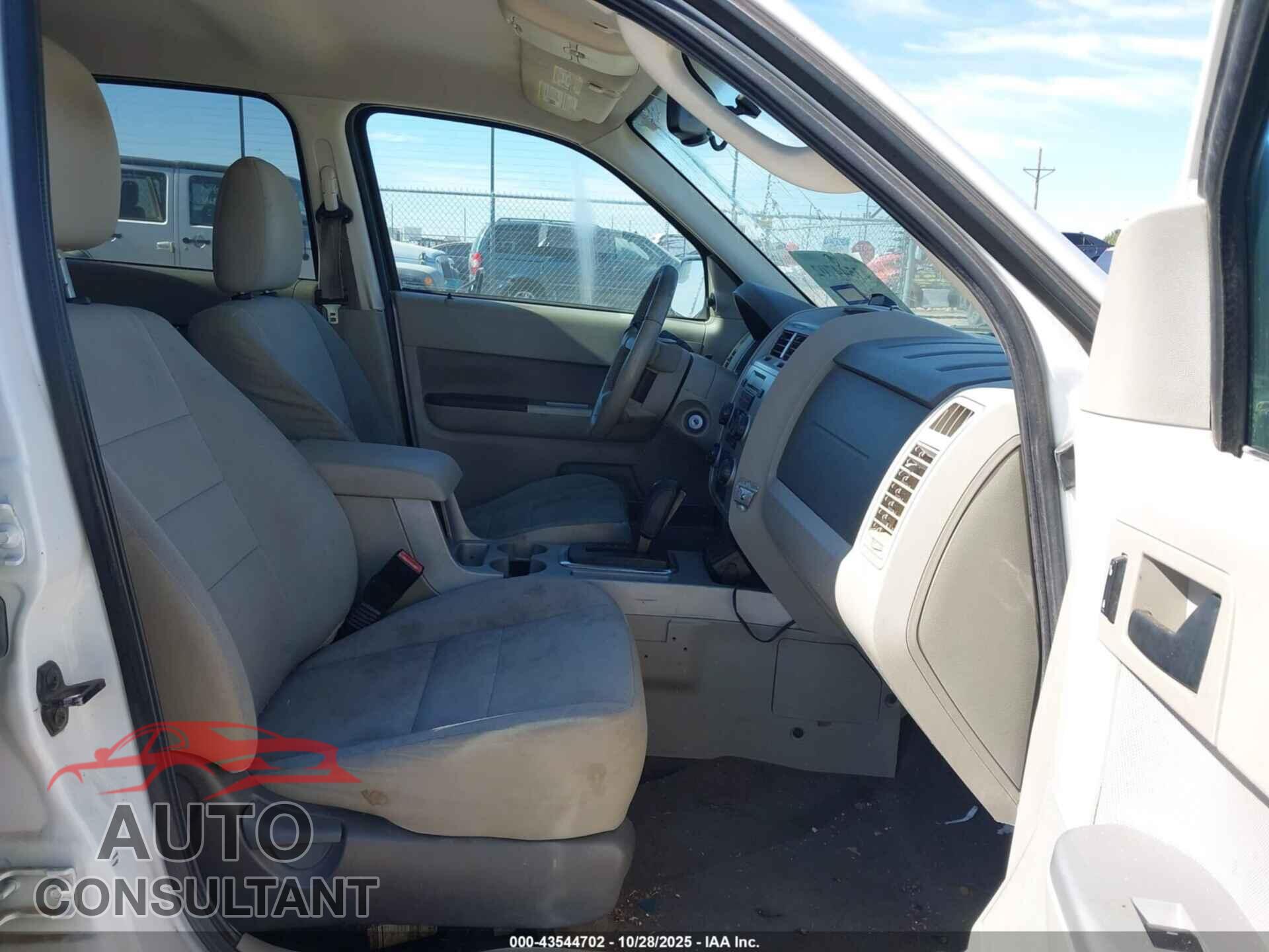 FORD ESCAPE 2012 - 1FMCU9DG7CKA23034