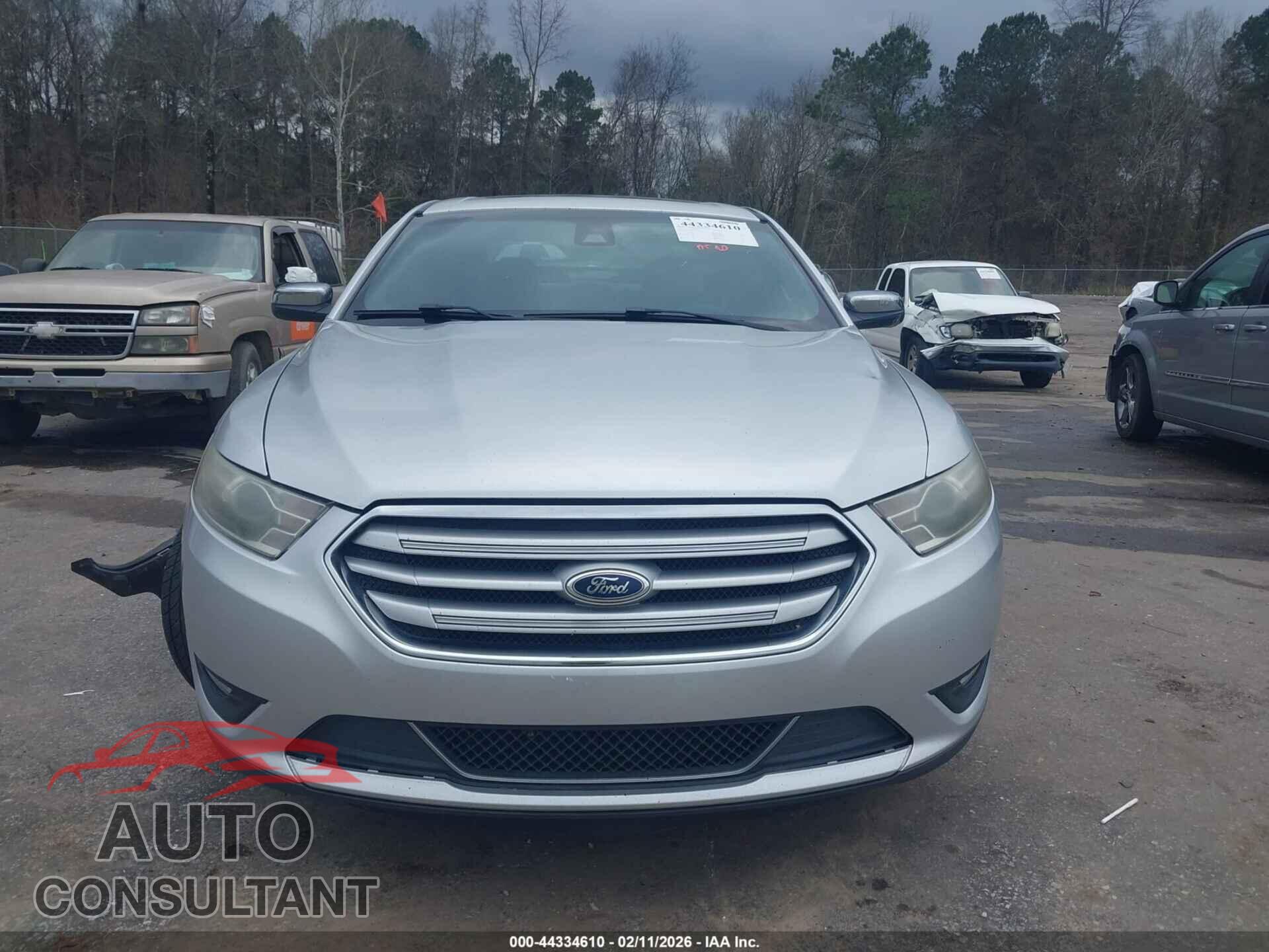 FORD TAURUS 2015 - 1FAHP2F85FG130109