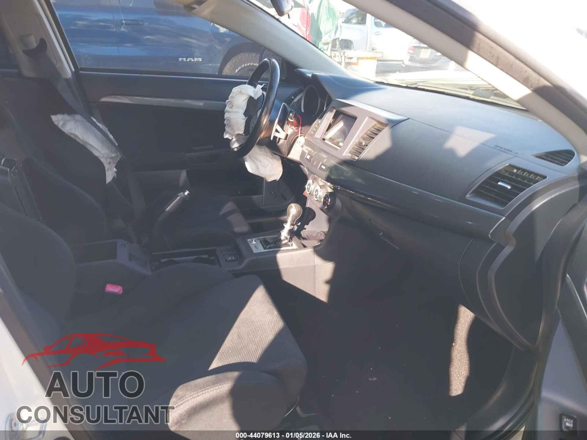 MITSUBISHI LANCER EVOLUTION 2011 - JA32W5FVXBU044539