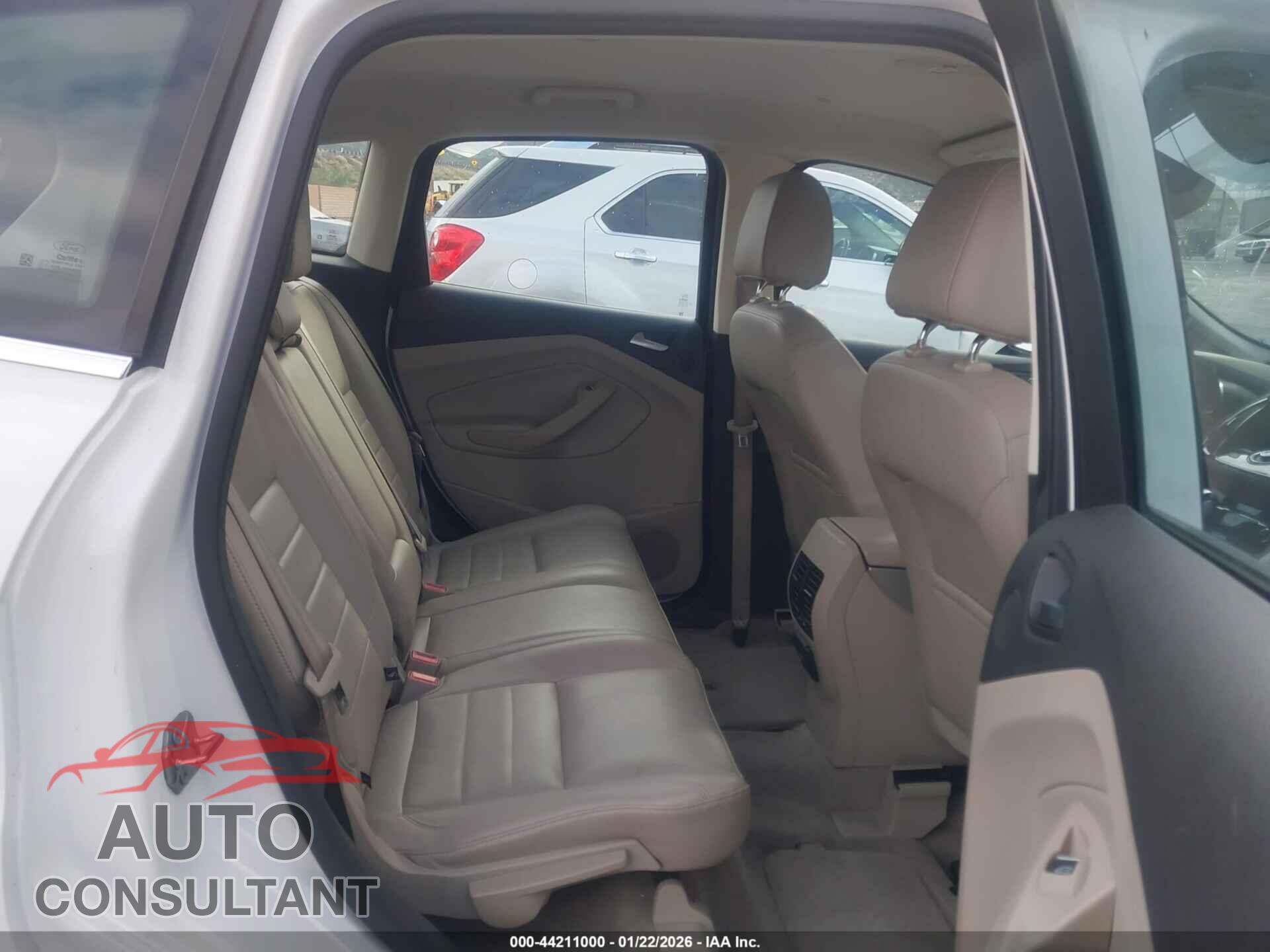 FORD C-MAX ENERGI 2016 - 1FADP5CU0GL111350