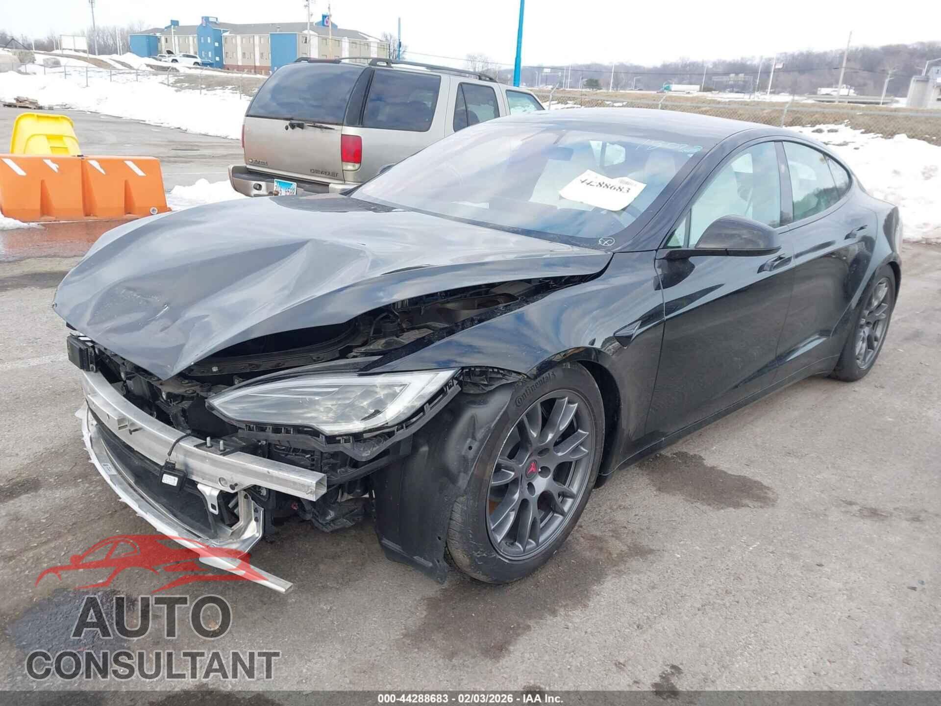 TESLA MODEL S 2024 - 5YJSA1E54RF538893
