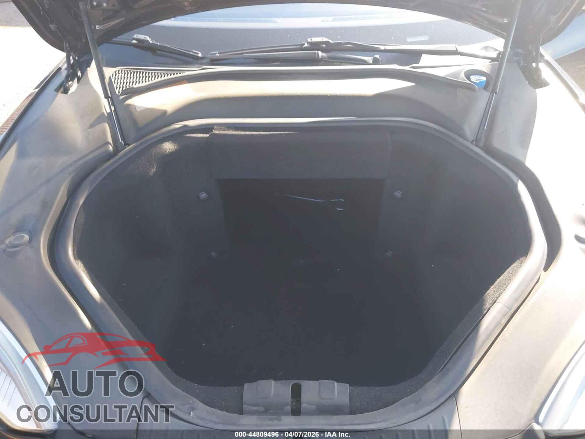 TESLA MODEL S 2014 - 5YJSA1H14EFP40202