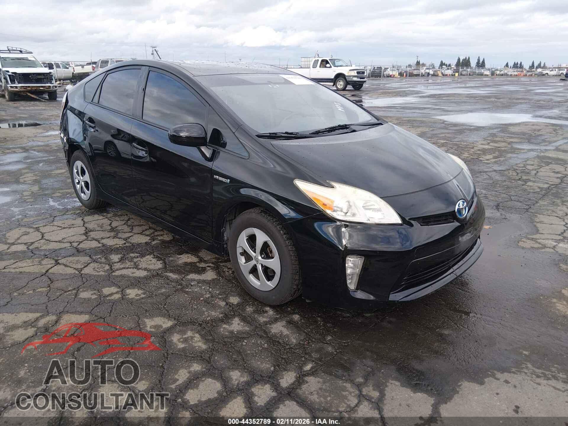TOYOTA PRIUS 2015 - JTDKN3DU2F0414284