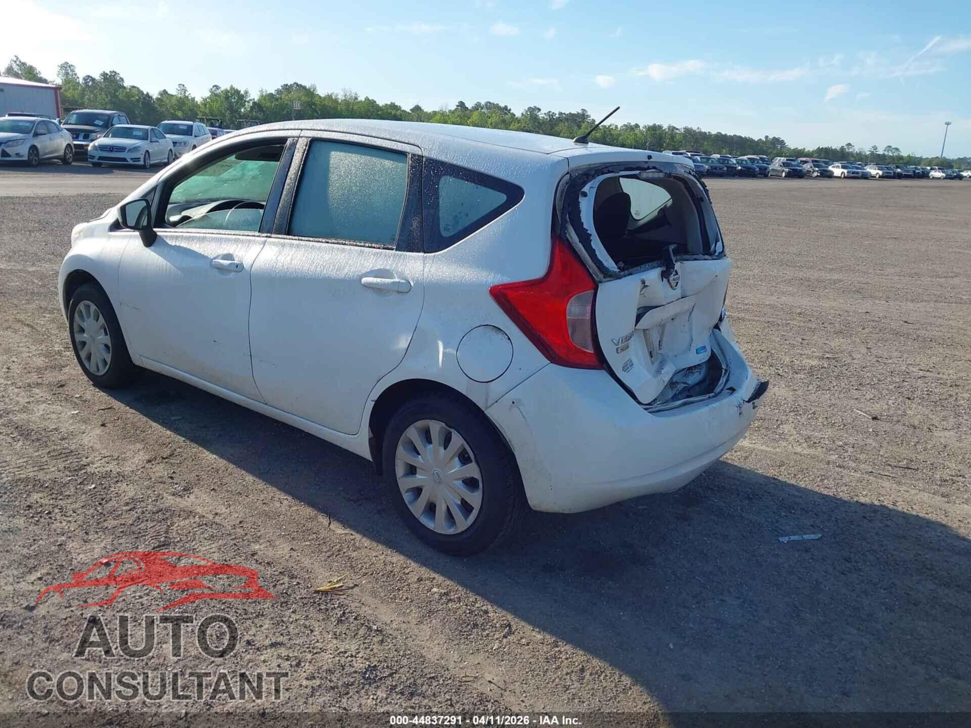 NISSAN VERSA NOTE 2015 - 3N1CE2CP3FL434625