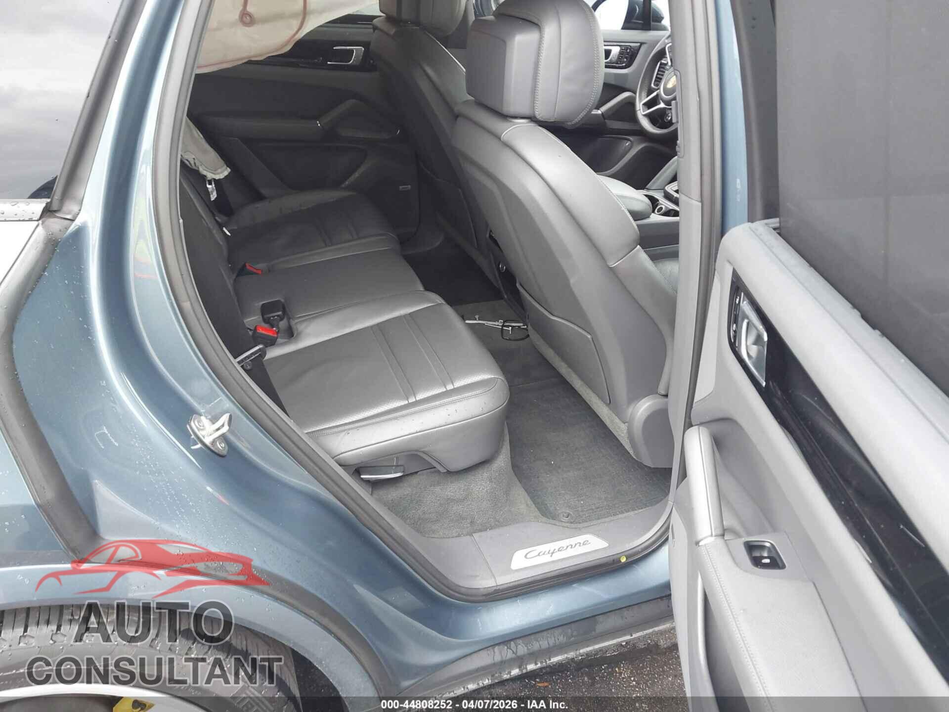 PORSCHE CAYENNE 2019 - WP1AA2AY2KDA12081