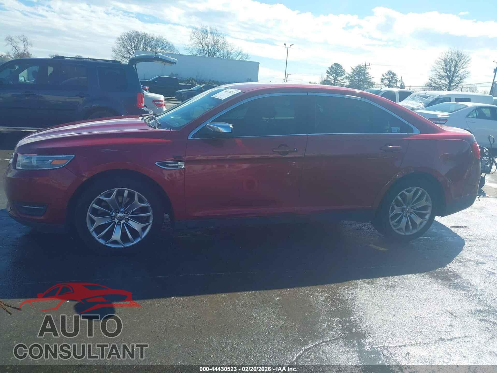 FORD TAURUS 2013 - 1FAHP2F84DG218226