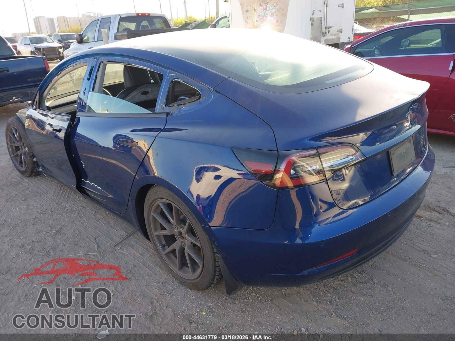 TESLA MODEL 3 2021 - 5YJ3E1EA2MF057670