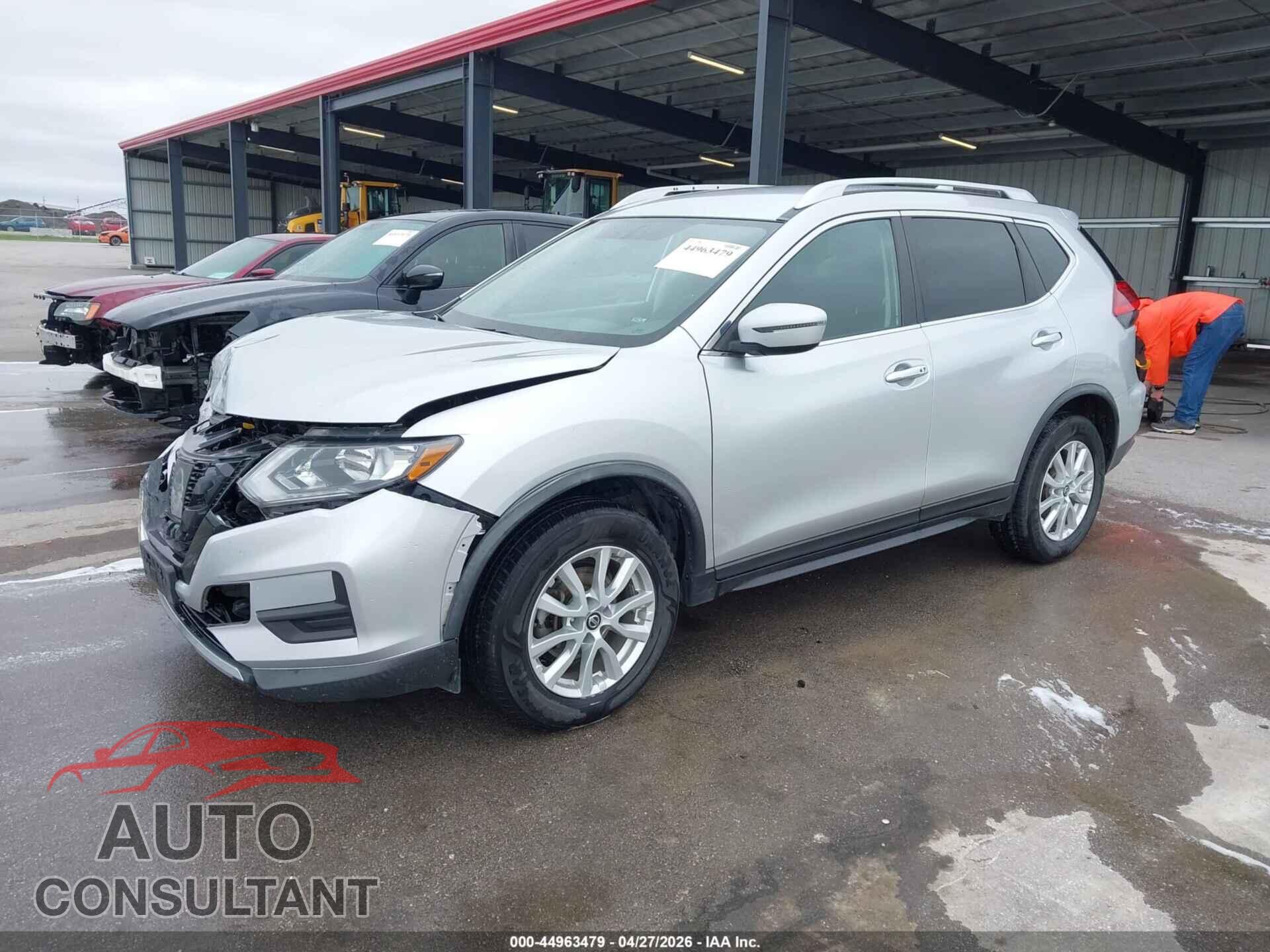 NISSAN ROGUE 2017 - KNMAT2MVXHP610276