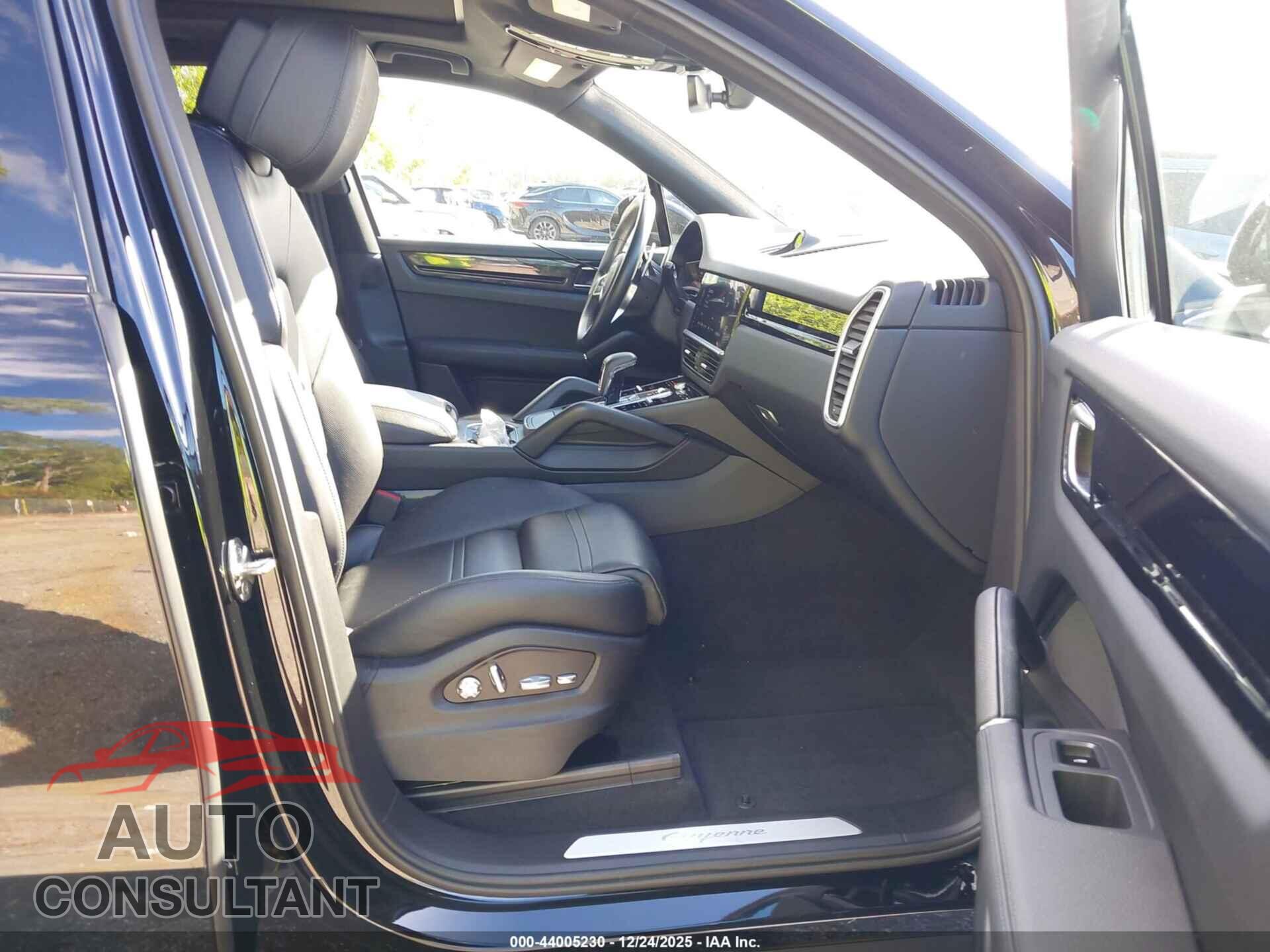 PORSCHE CAYENNE 2020 - WP1AA2AY6LDA02476
