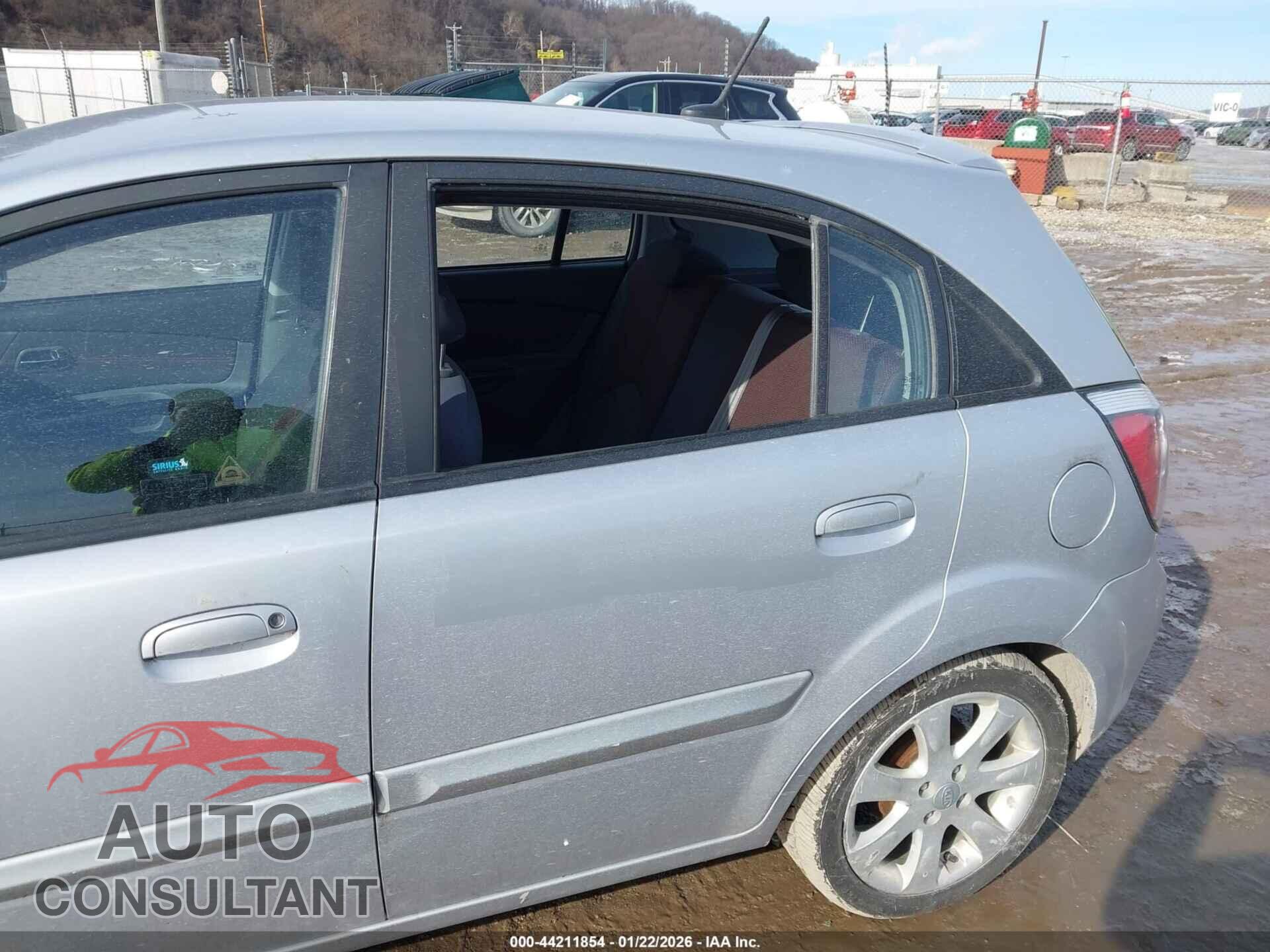 KIA RIO5 2011 - KNADH5A39B6803726