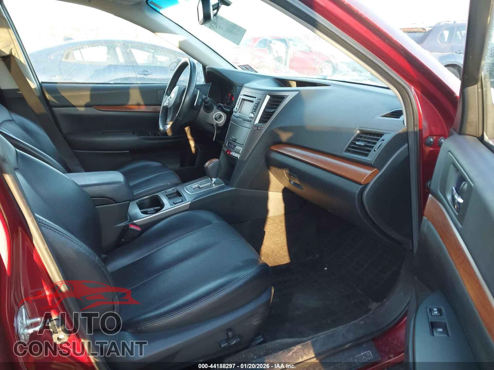 SUBARU OUTBACK 2013 - 4S4BRBKC3D3281230