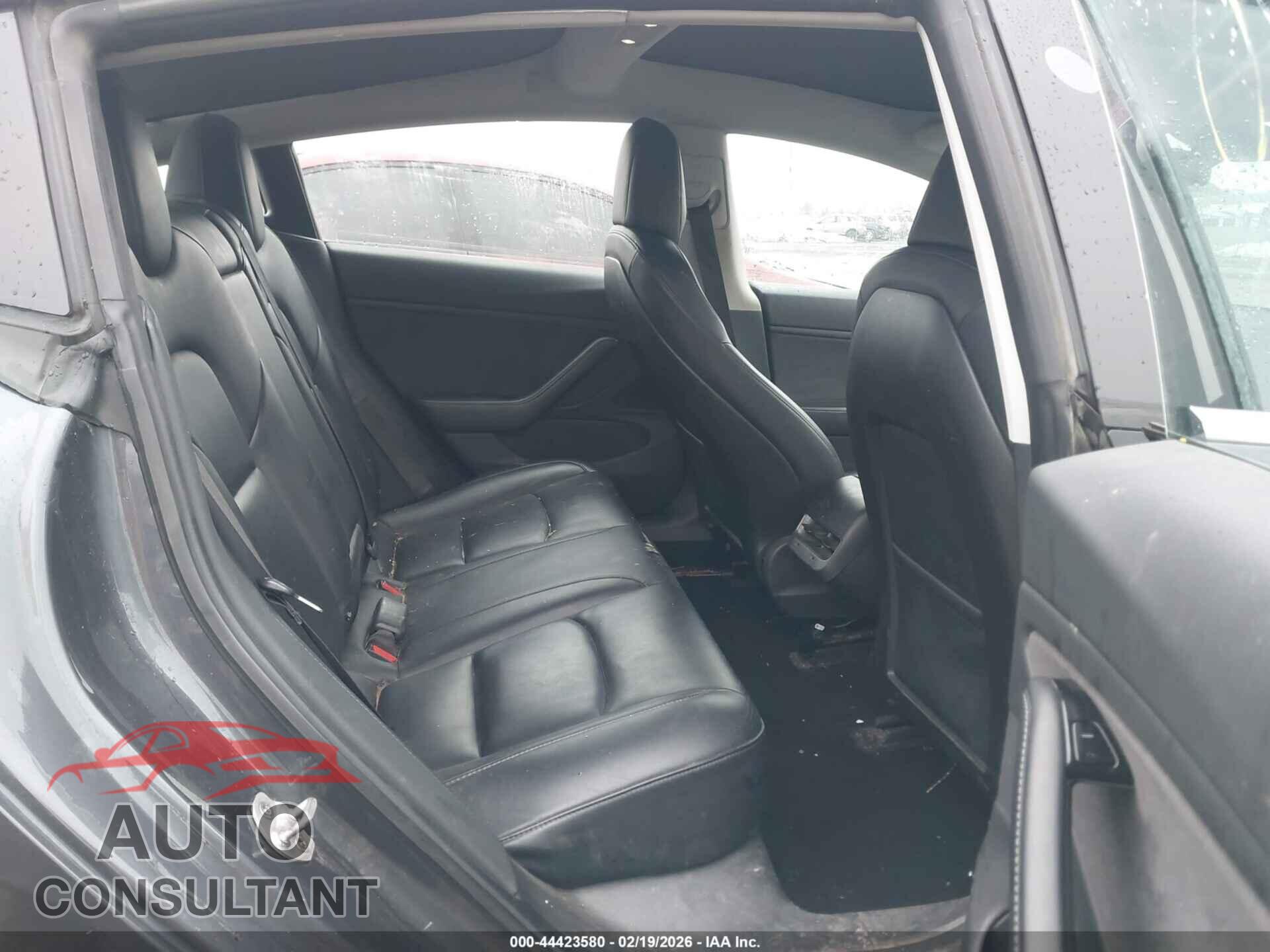 TESLA MODEL 3 2018 - 5YJ3E1EA4JF123647