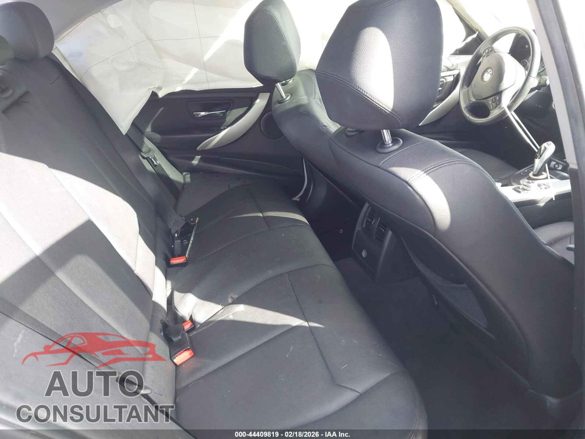 BMW 328I 2013 - WBA3A5C52DF603336
