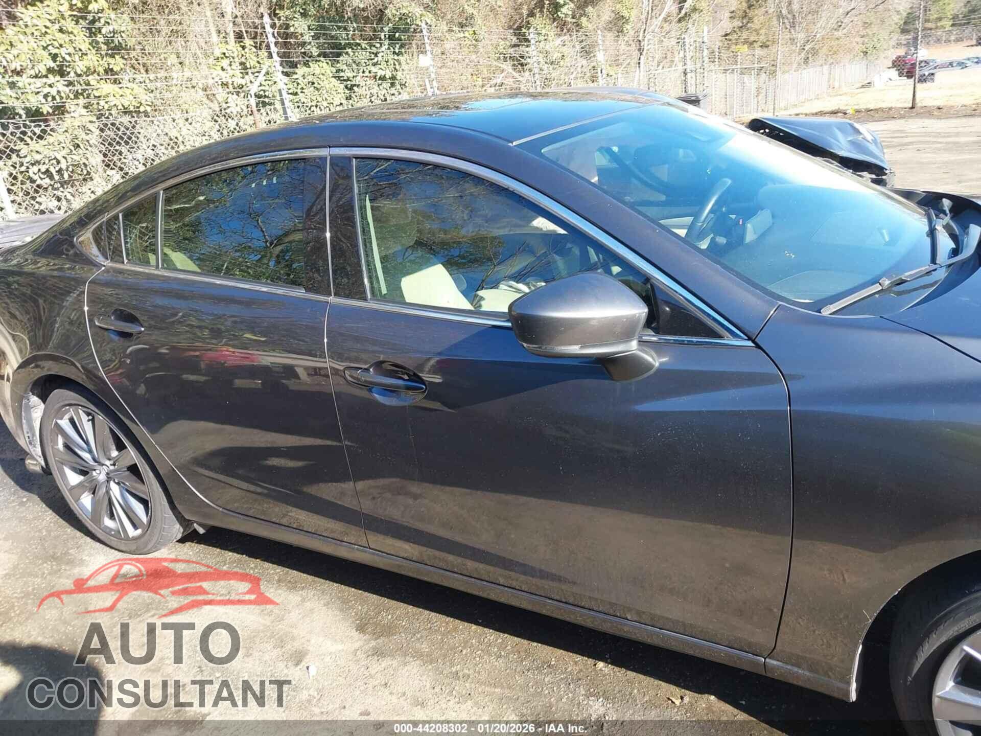 MAZDA MAZDA6 2018 - JM1GL1VM3J1328502