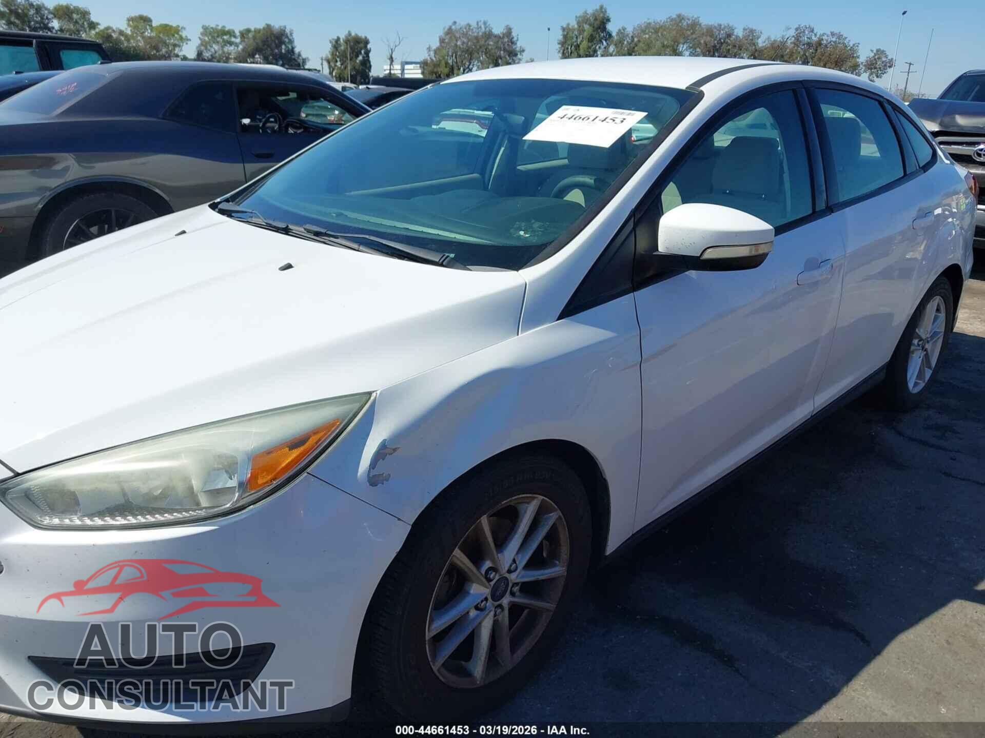 FORD FOCUS 2015 - 1FADP3F20FL259401