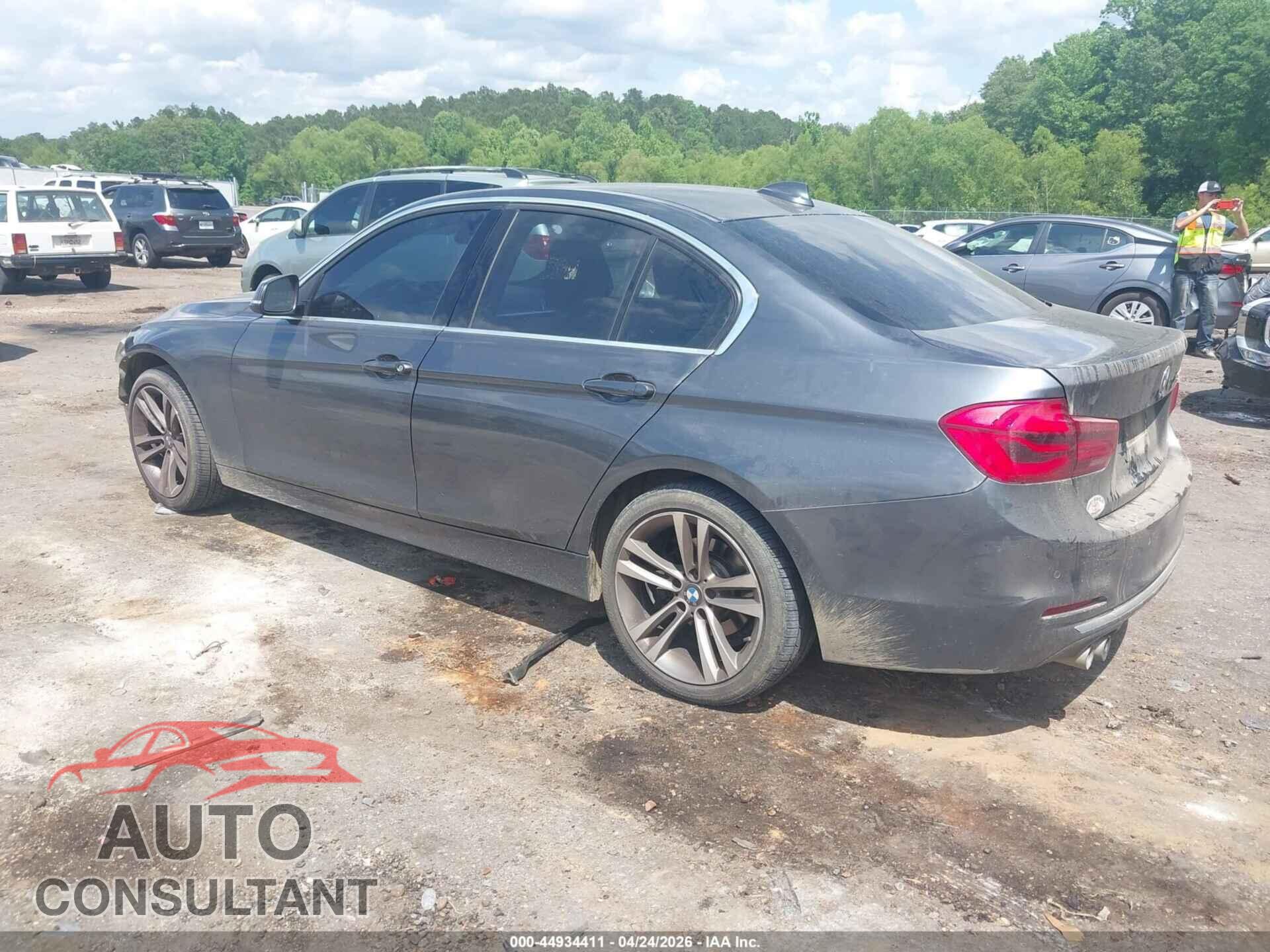 BMW 330I 2018 - WBA8B9C58JEE80768