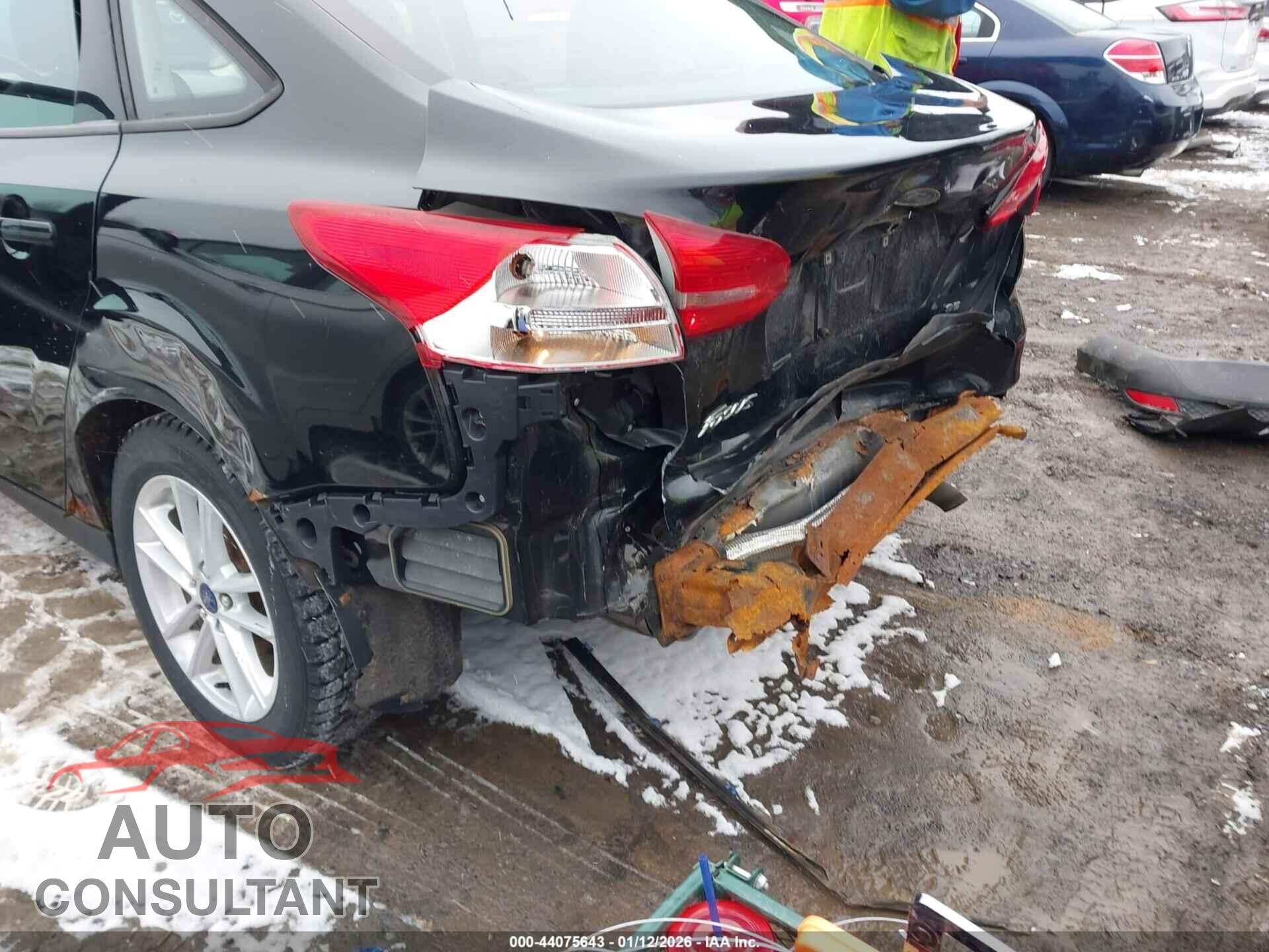 FORD FOCUS 2016 - 1FADP3F23GL375726