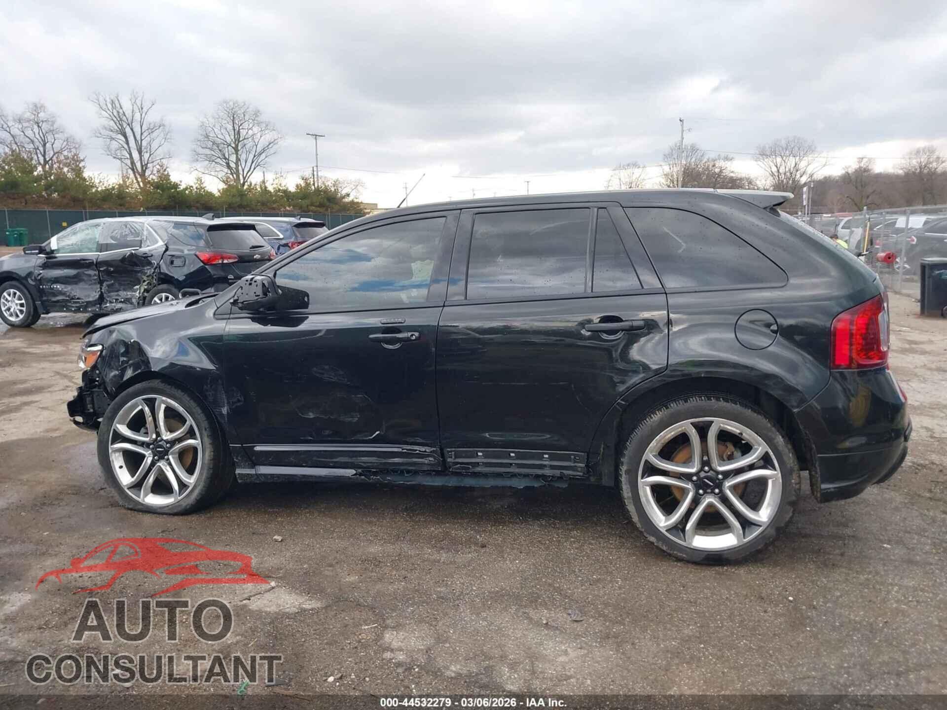 FORD EDGE 2011 - 2FMDK4AK6BBA59618