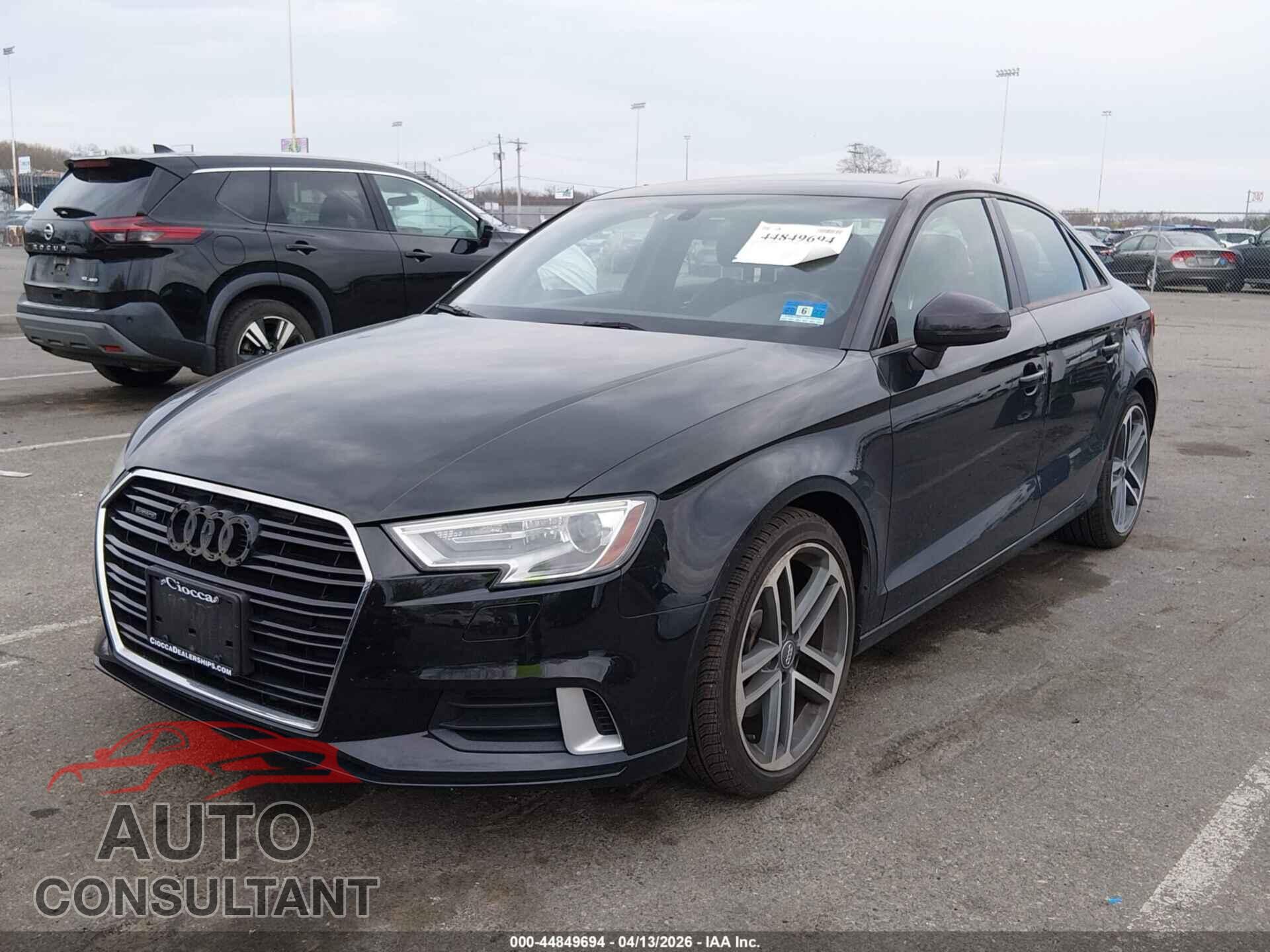 AUDI A3 2018 - WAUB8GFF0J1054770