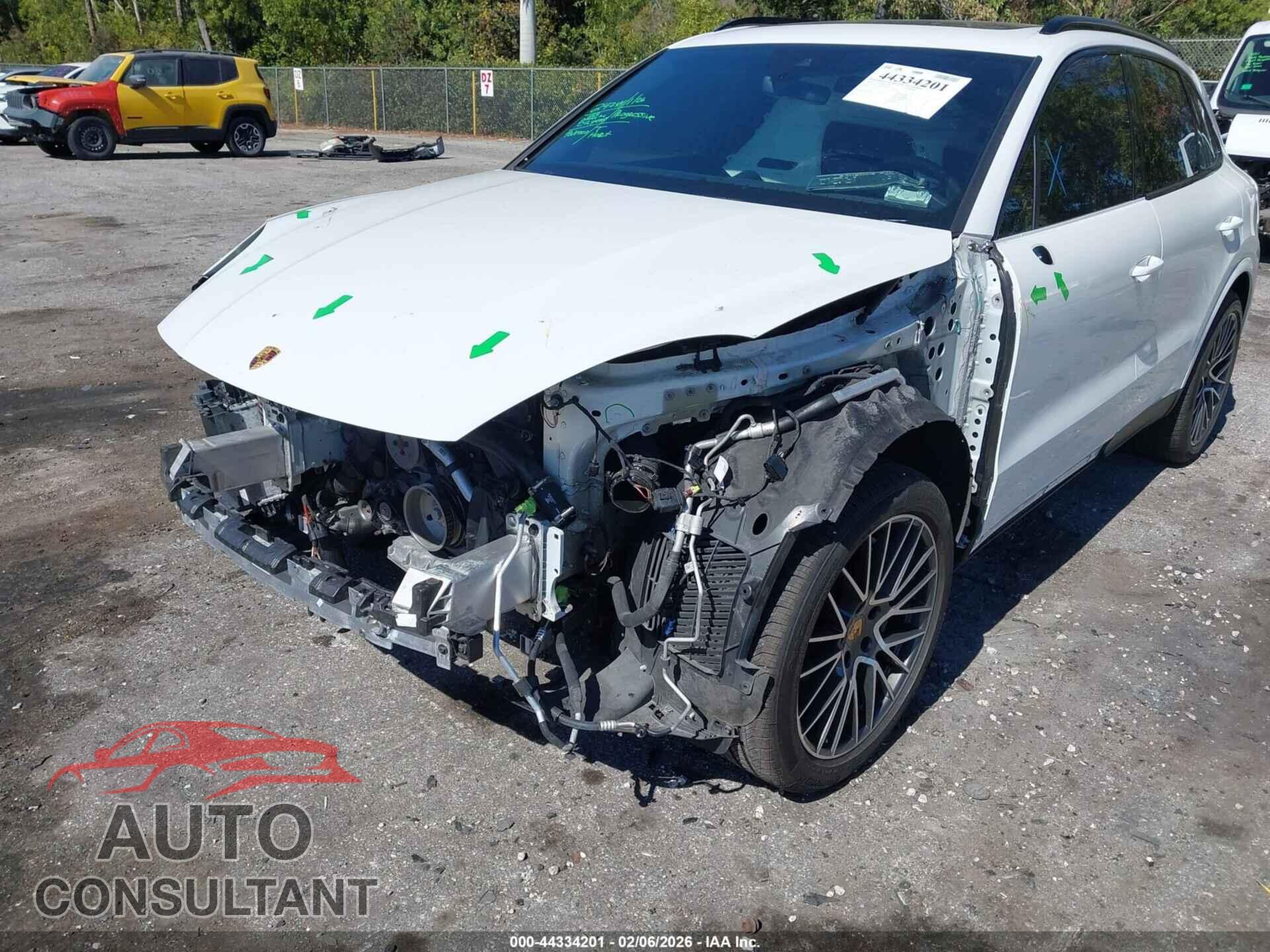 PORSCHE CAYENNE 2023 - WP1AA2AY5PDA10560