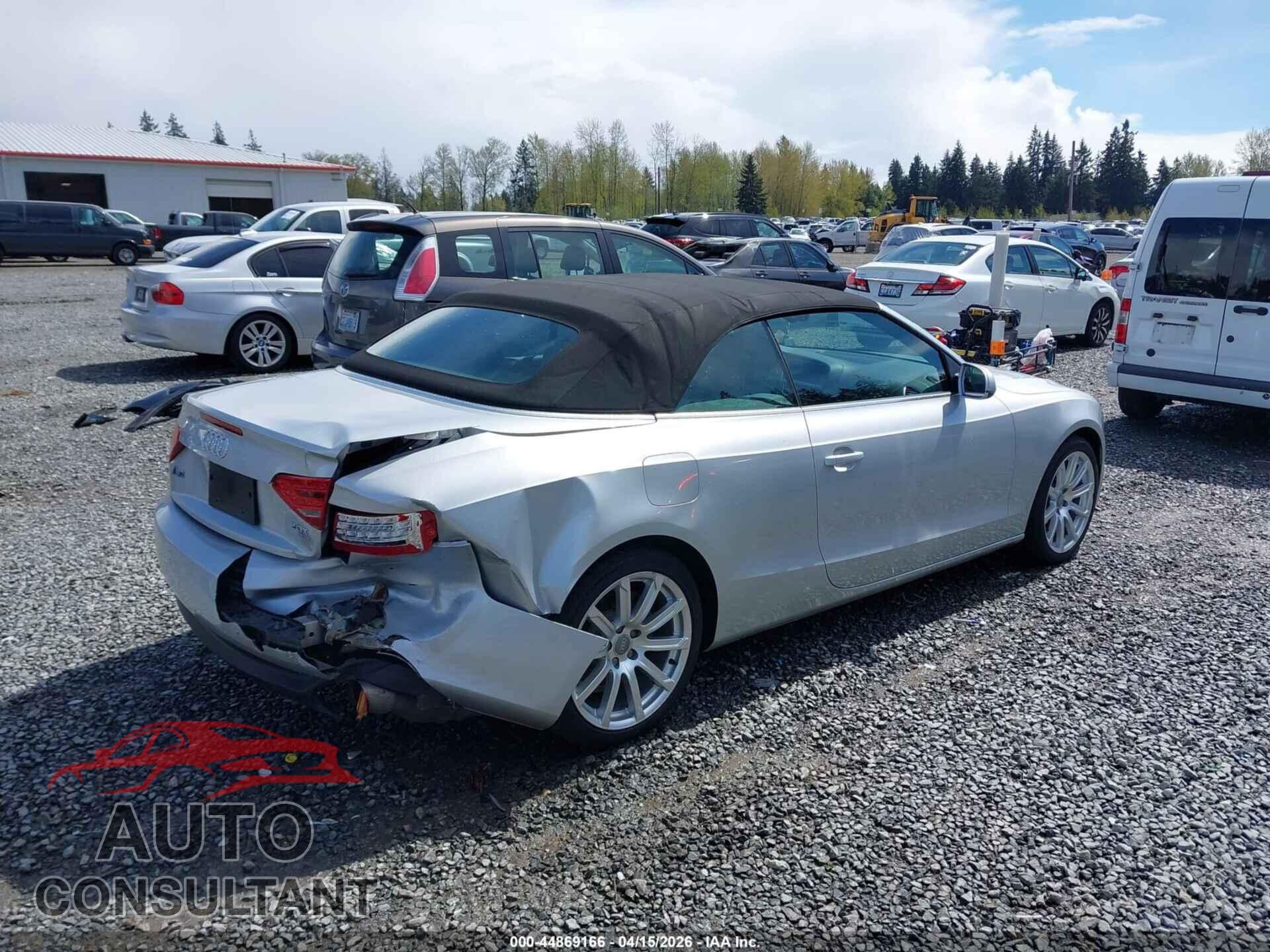 AUDI A5 2012 - WAULFAFH5CN000868