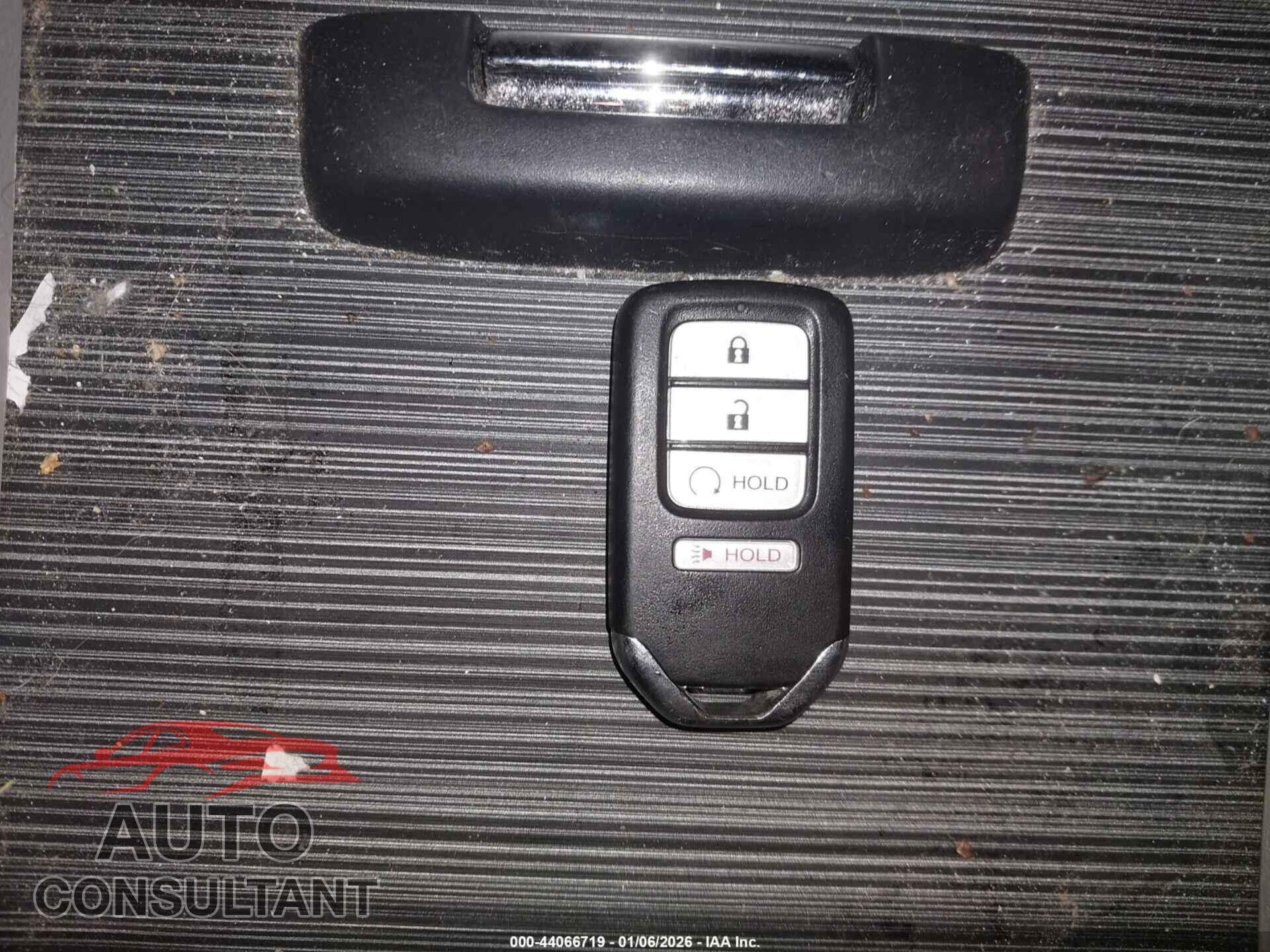 HONDA RIDGELINE 2017 - 5FPYK3F55HB014689