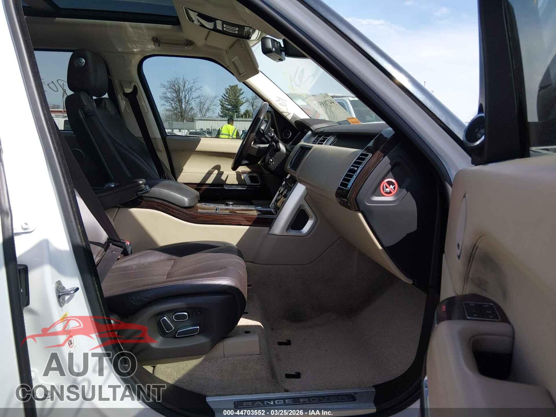 LAND ROVER RANGE ROVER 2015 - SALGS3TF9FA198731