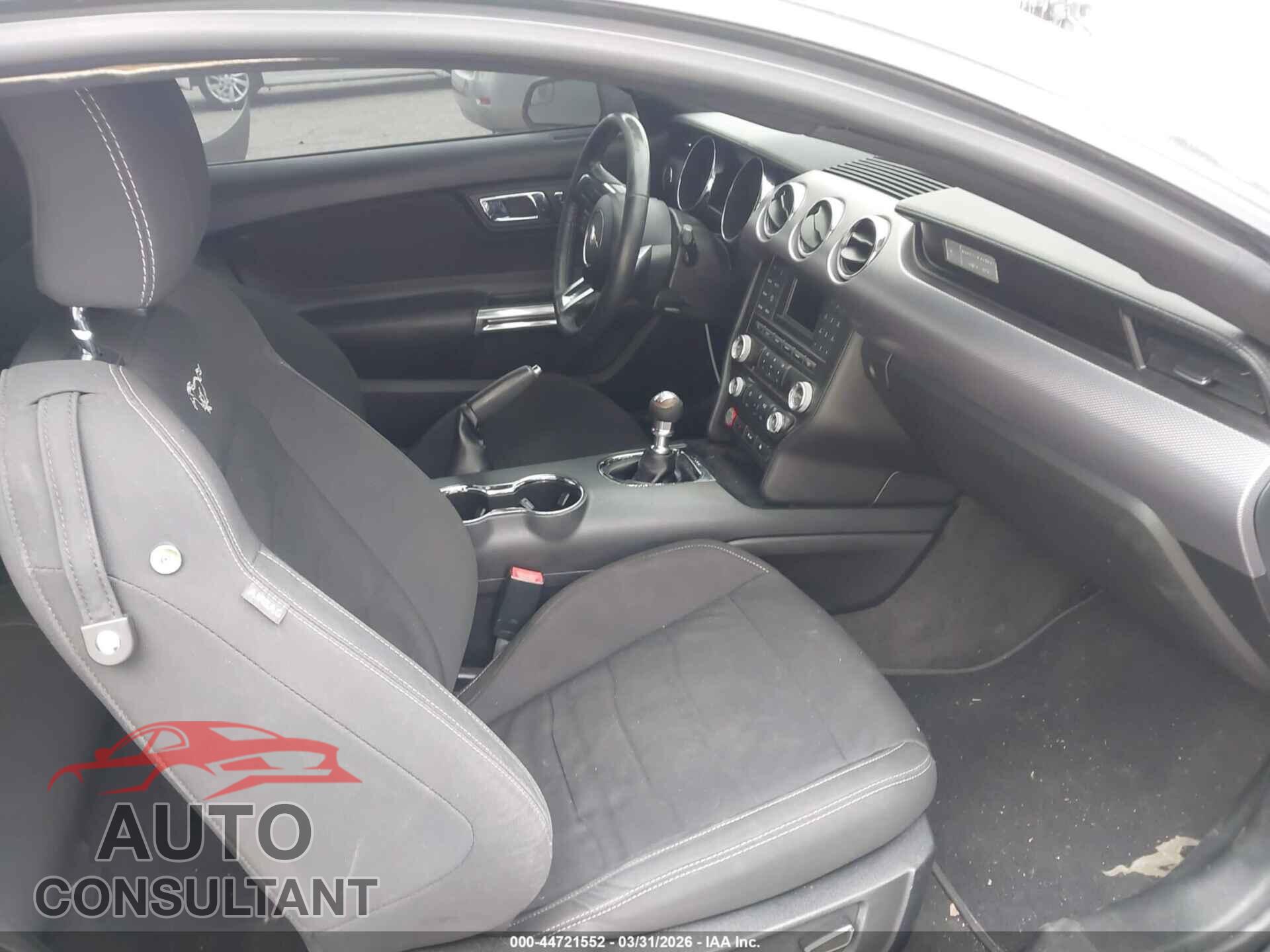 FORD MUSTANG 2017 - 1FA6P8CF1H5210518