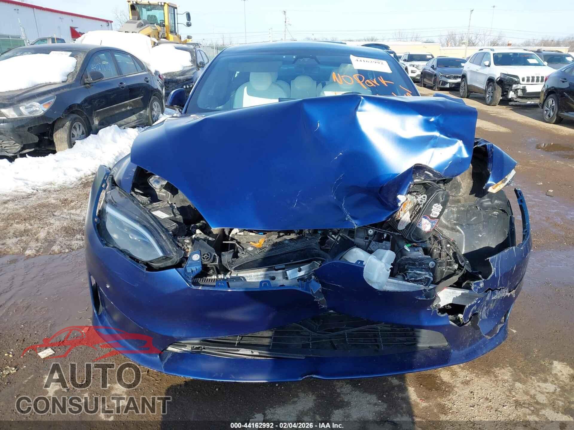 TESLA MODEL S 2023 - 5YJSA1E69PF519391