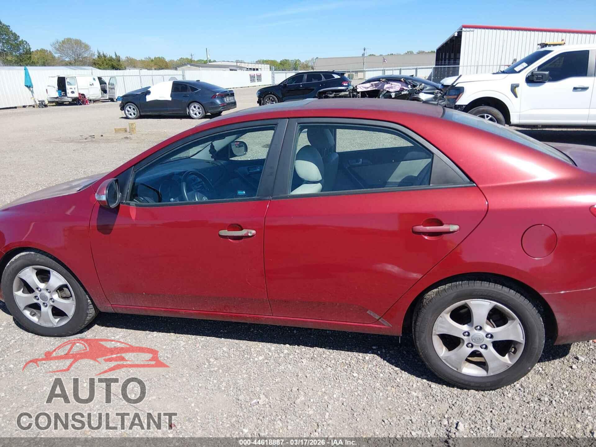 KIA FORTE 2010 - KNAFU4A28A5242459
