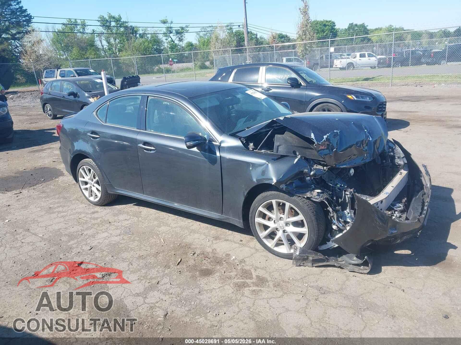 LEXUS IS 250 2011 - JTHCF5C24B5051284