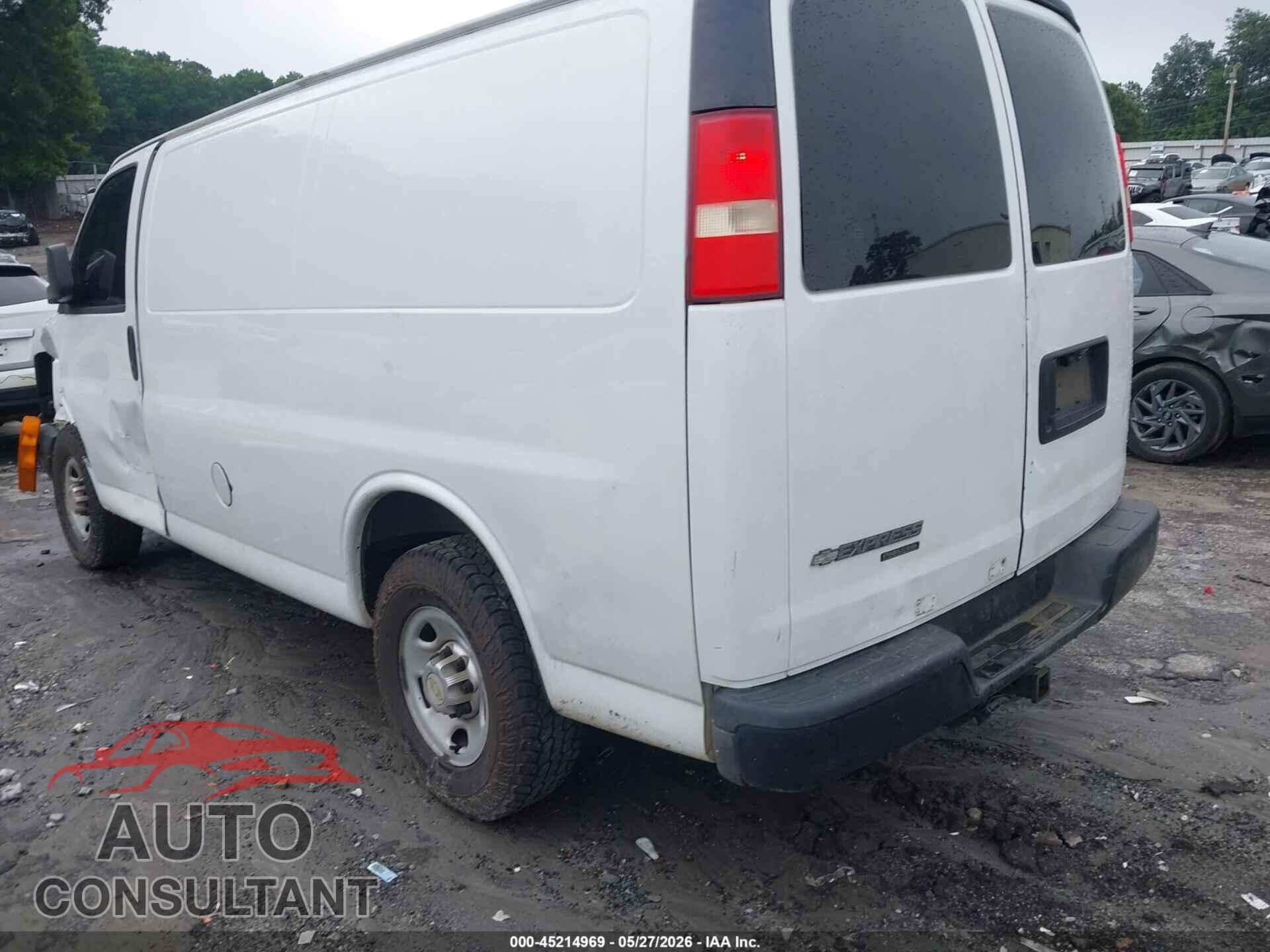 CHEVROLET EXPRESS 2500 2013 - 1GCWGFCA0D1137582