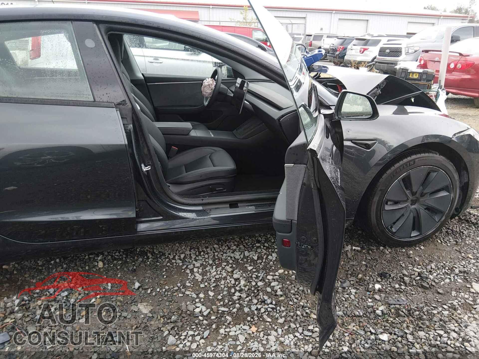 TESLA MODEL 3 2024 - 5YJ3E1EA3RF873469