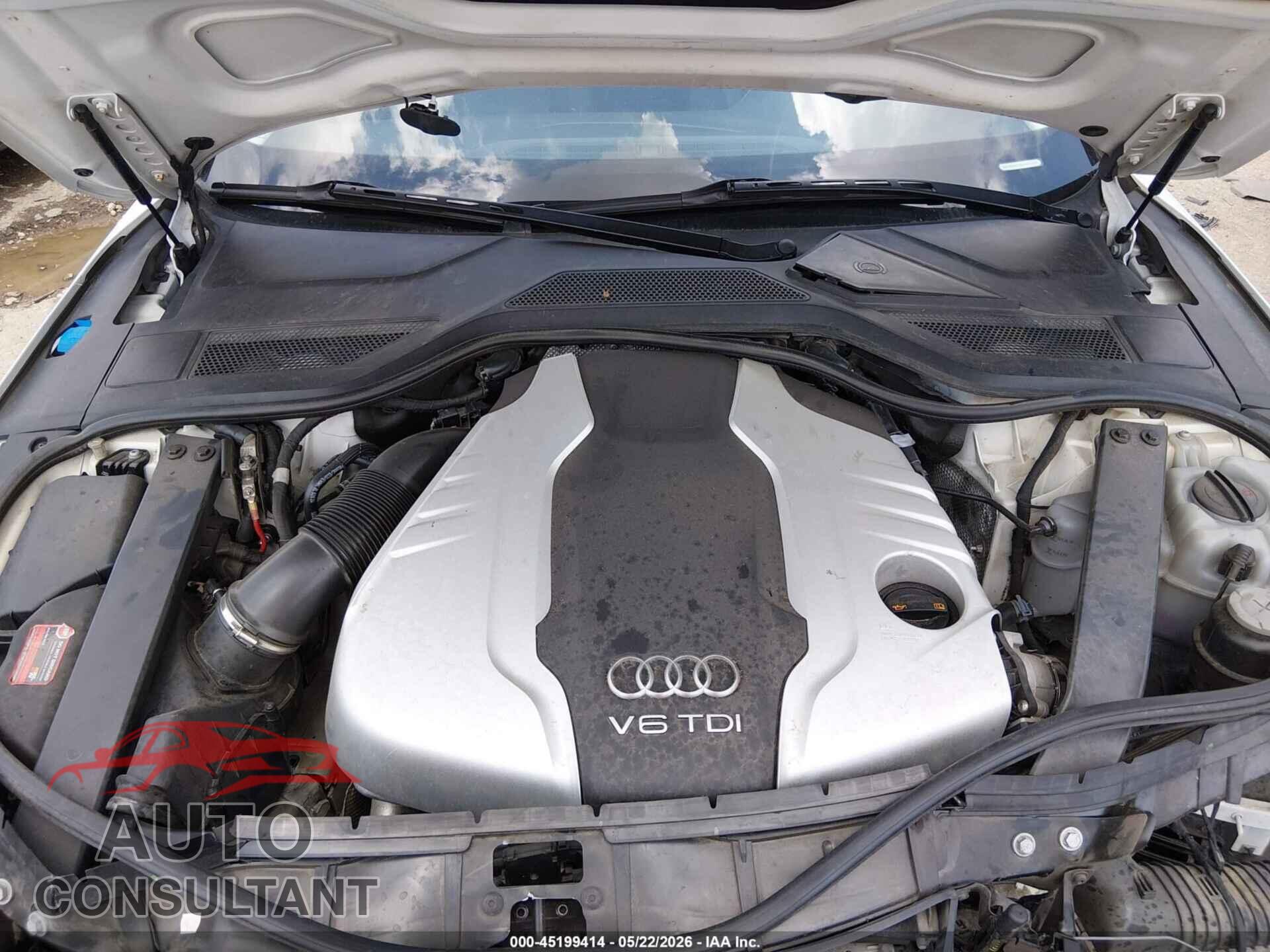 AUDI A8 L 2014 - WAURMAFD8EN001075