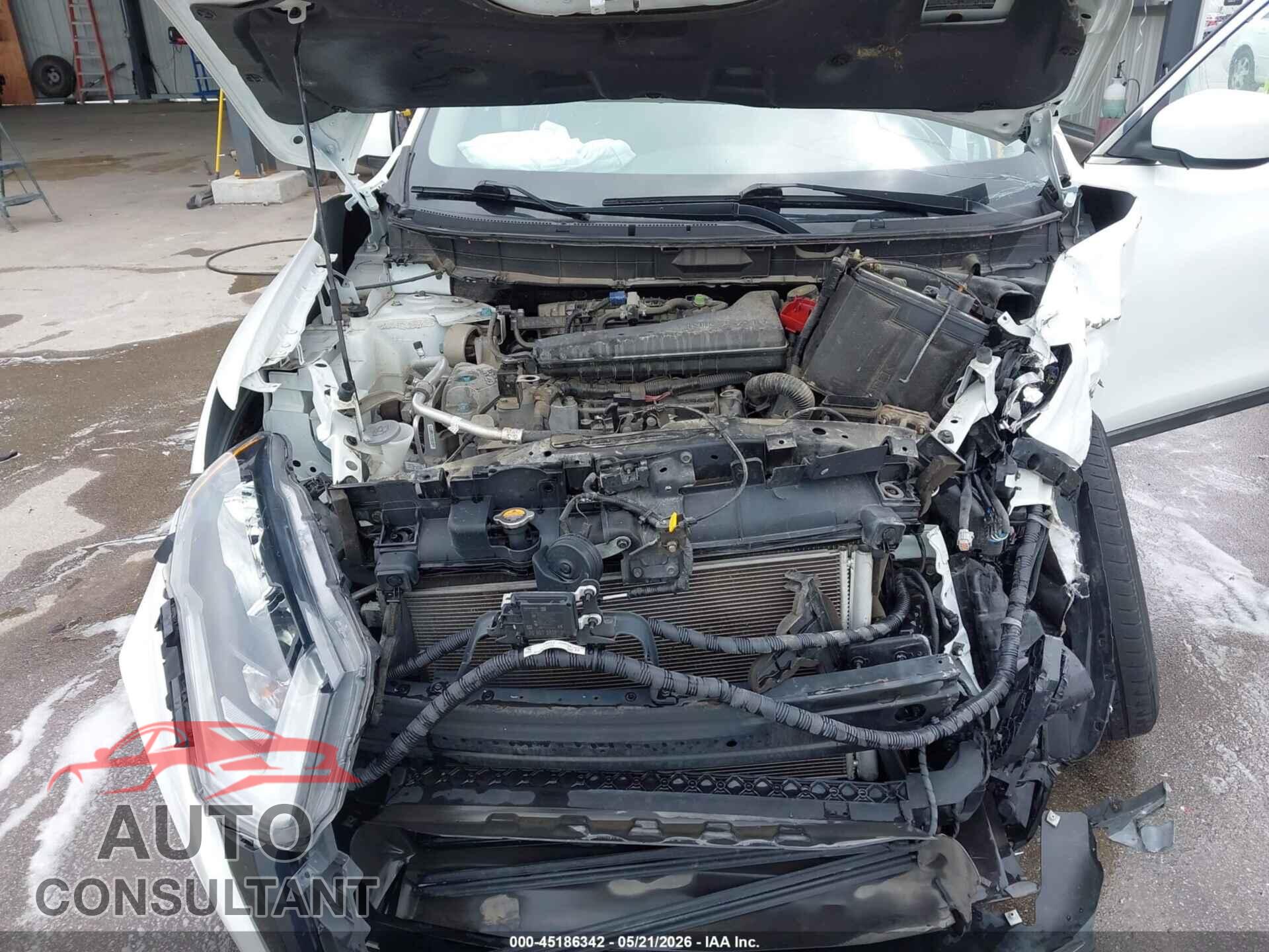 NISSAN ROGUE 2018 - KNMAT2MV4JP593125