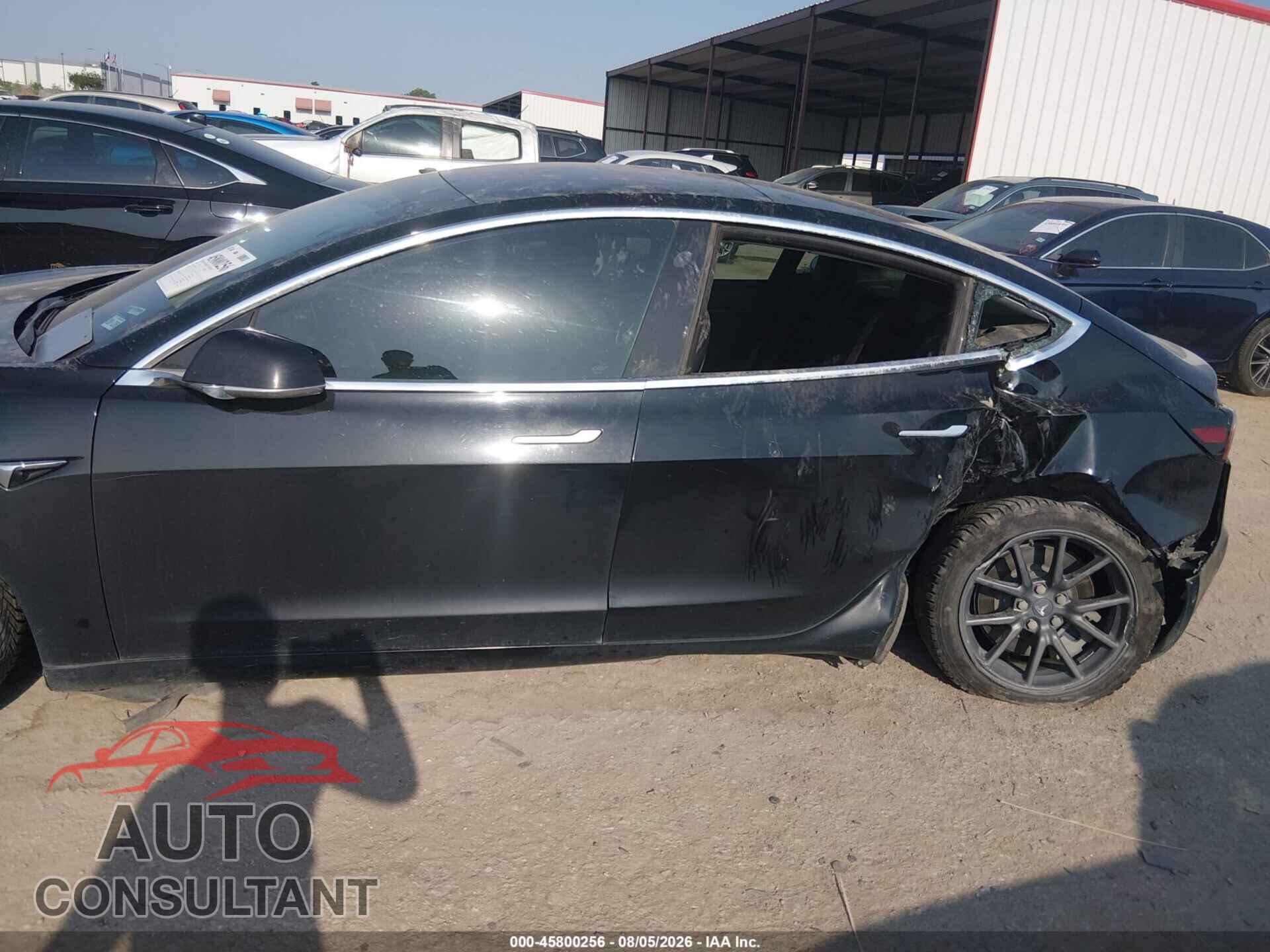 TESLA MODEL 3 2018 - 5YJ3E1EB0JF181991