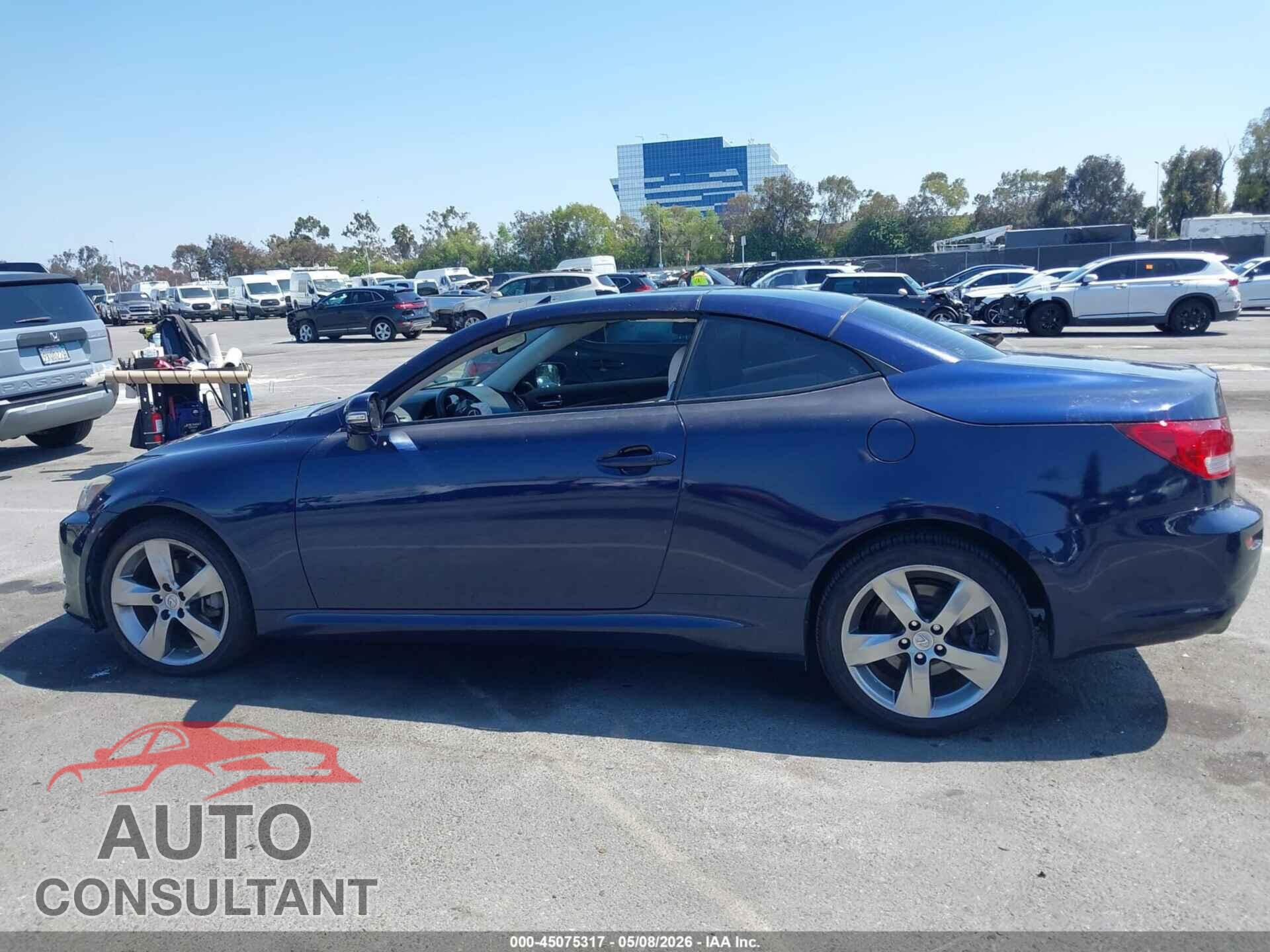 LEXUS IS 250C 2011 - JTHFF2C29B2518180