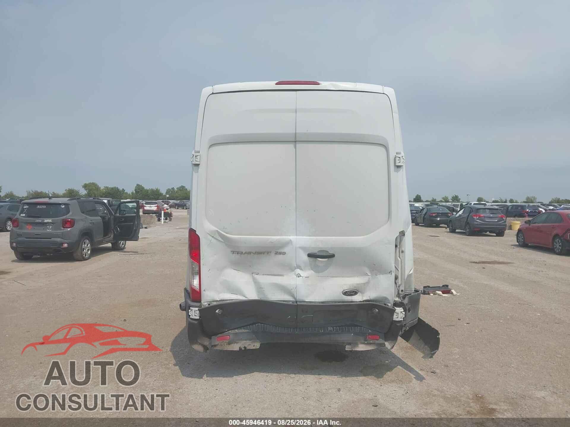 FORD TRANSIT-250 2017 - 1FTYR3XM5HKA11711