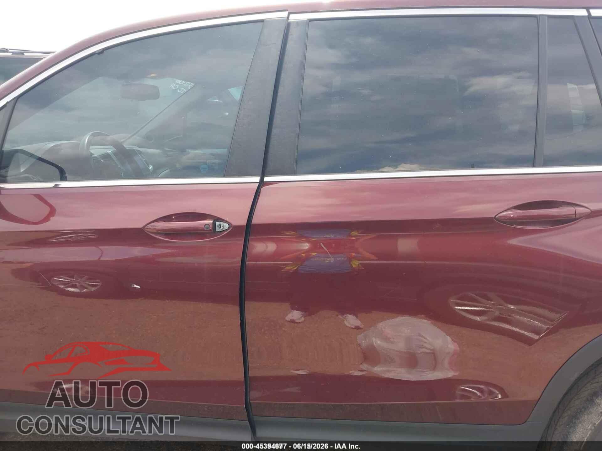 HONDA PILOT 2018 - 5FNYF5H82JB008564