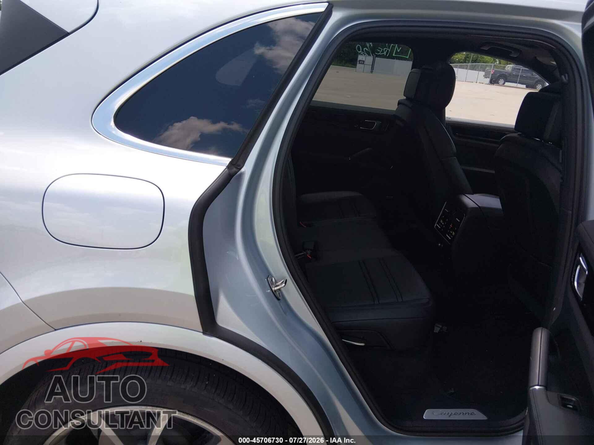 PORSCHE CAYENNE 2019 - WP1AA2AY7KDA12609