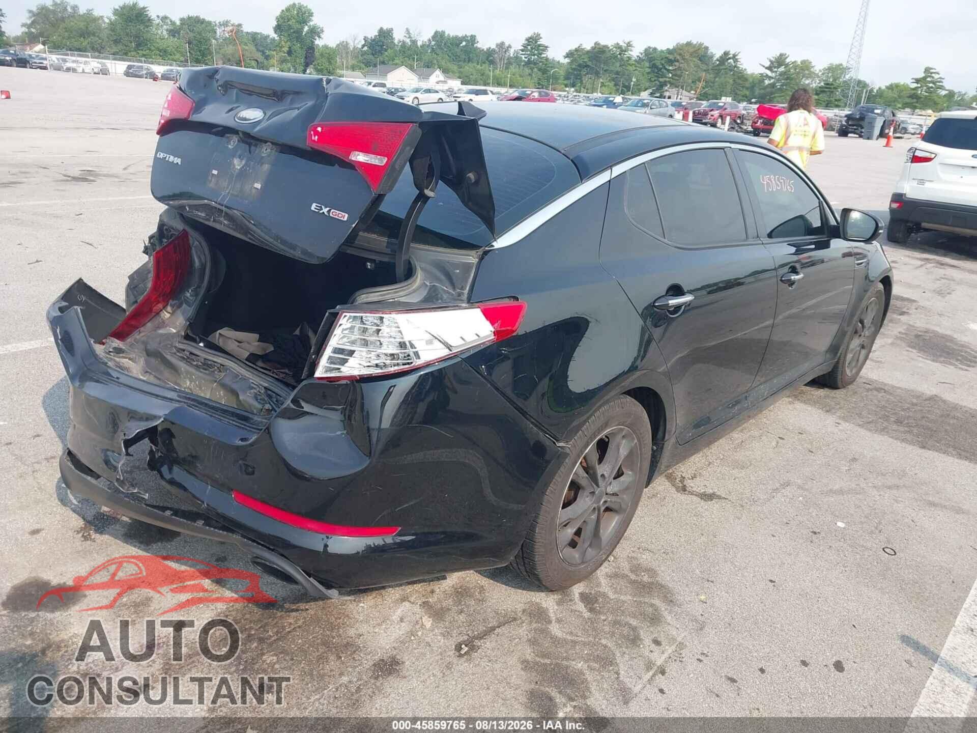 KIA OPTIMA 2013 - 5XXGN4A71DG218908