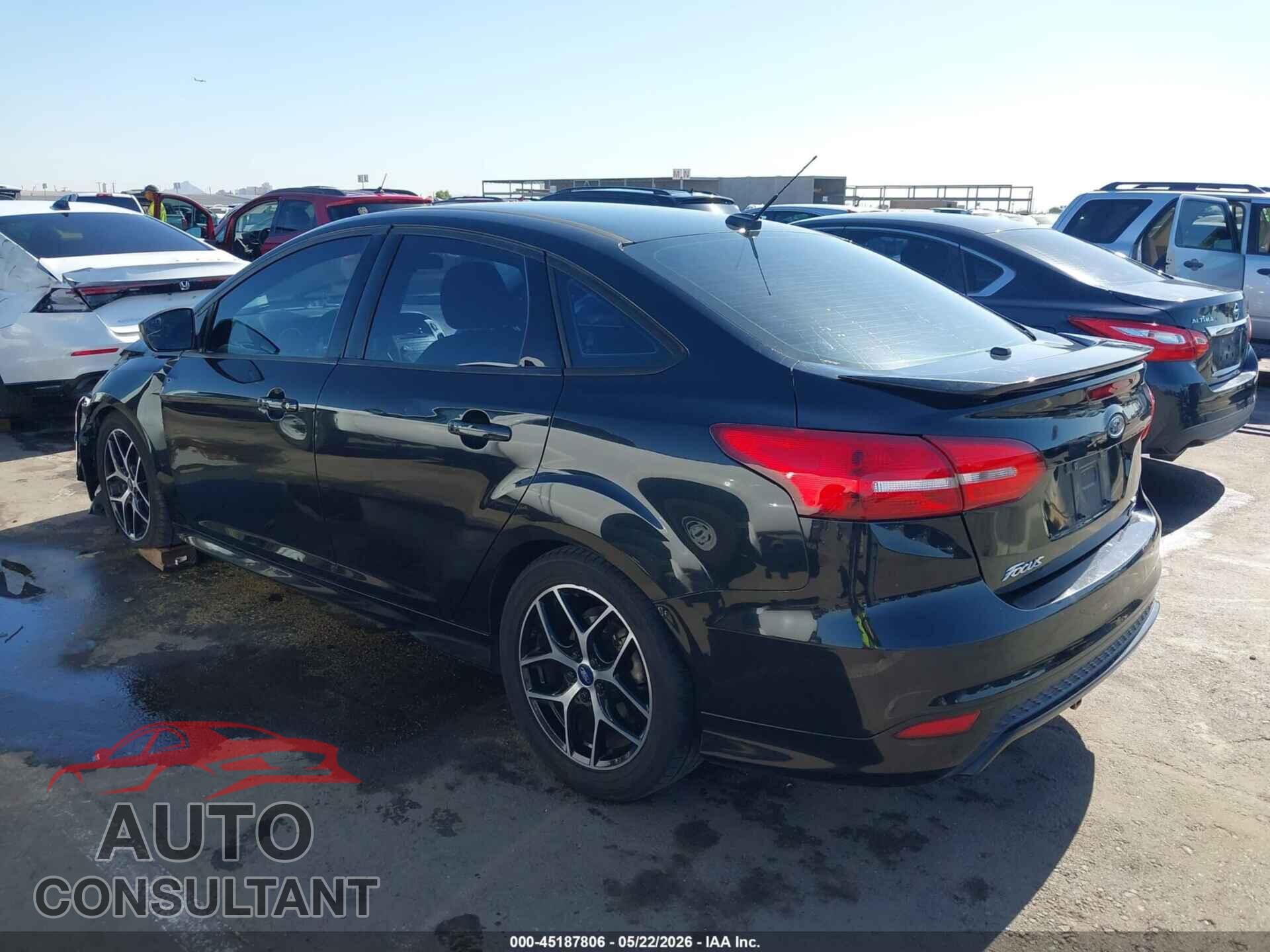 FORD FOCUS 2015 - 1FADP3FE0FL281683