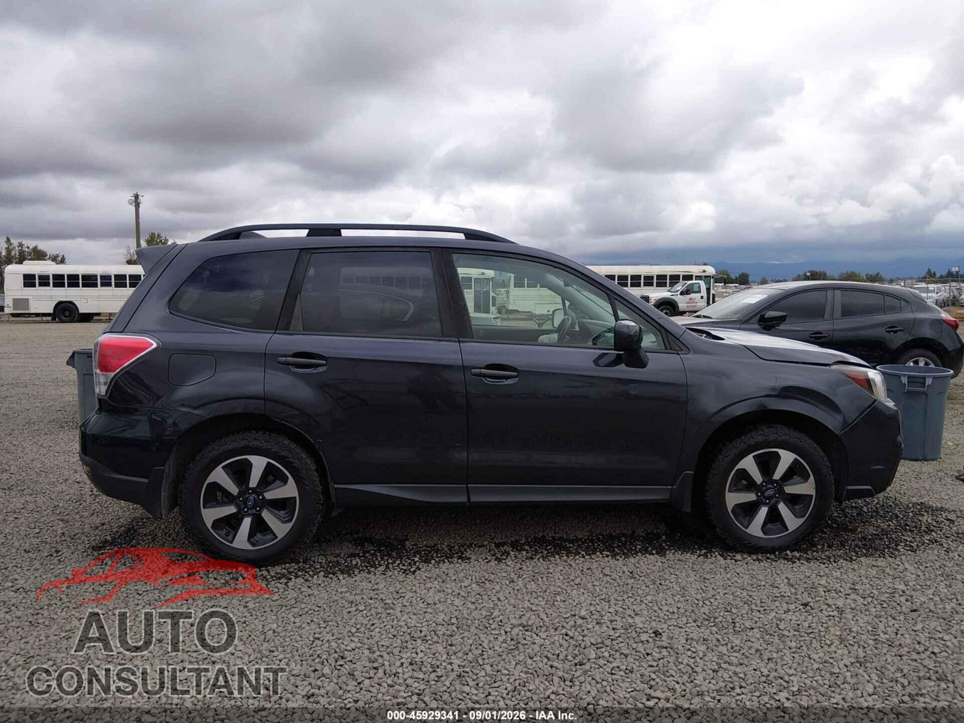 SUBARU FORESTER 2017 - JF2SJAEC5HH408605