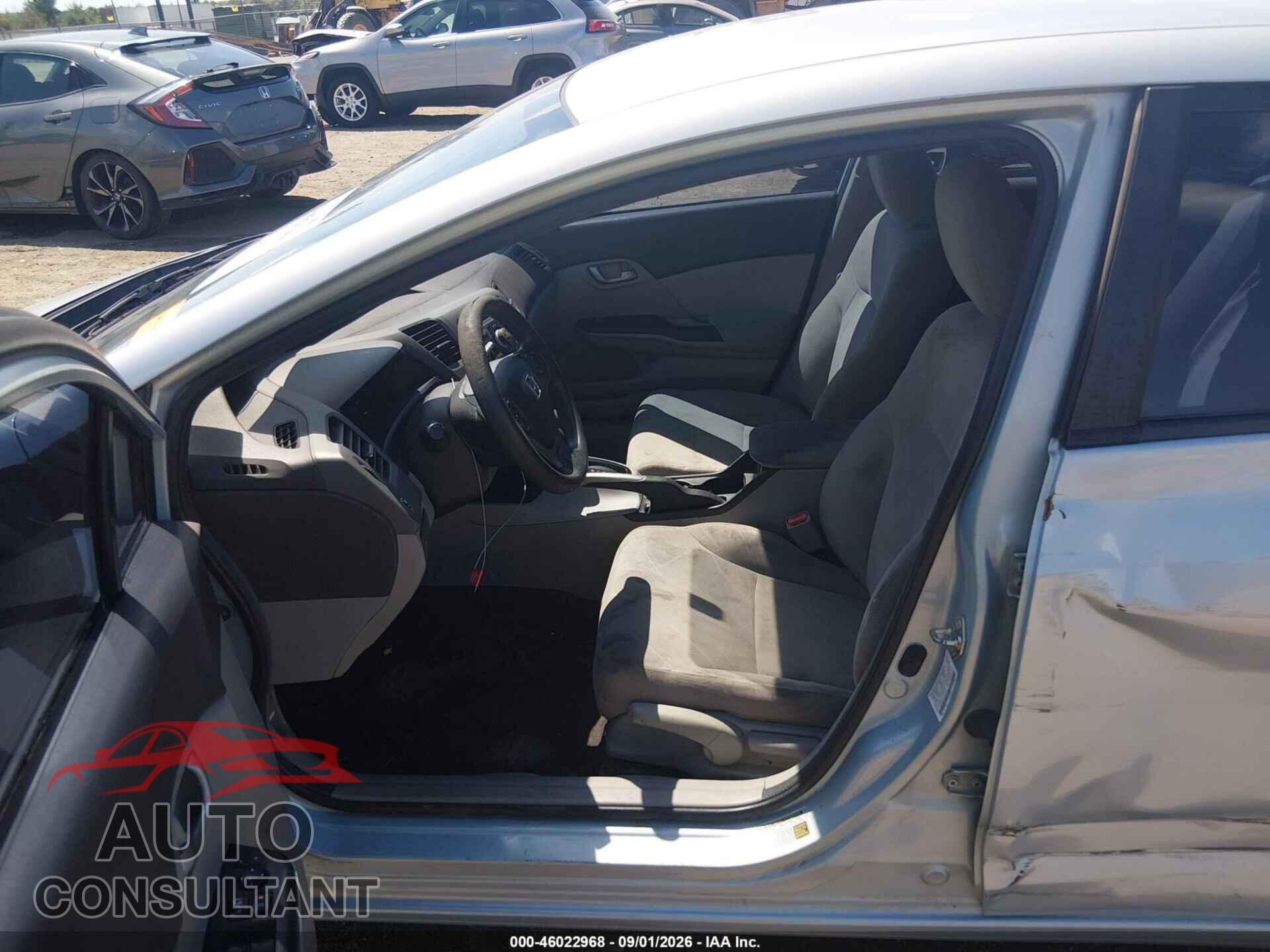 HONDA CIVIC 2012 - 2HGFB2F56CH597529