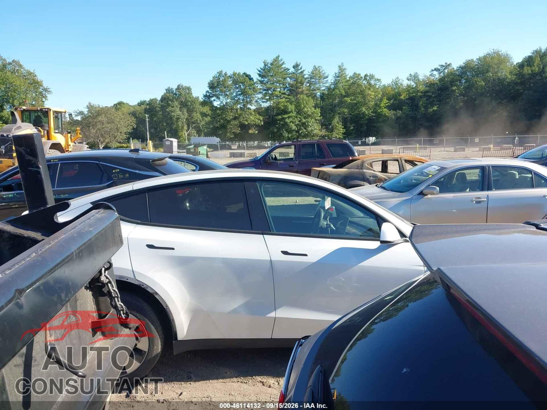 TESLA MODEL Y 2023 - 7SAYGDEE4PF706185