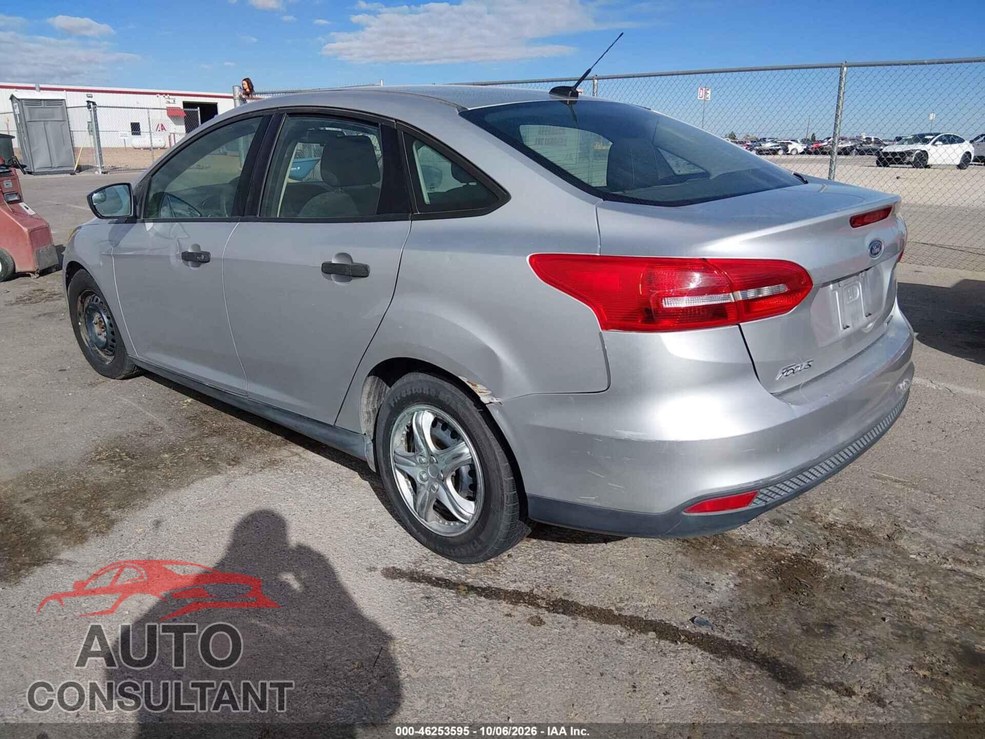 FORD FOCUS 2016 - 1FADP3E25GL379195