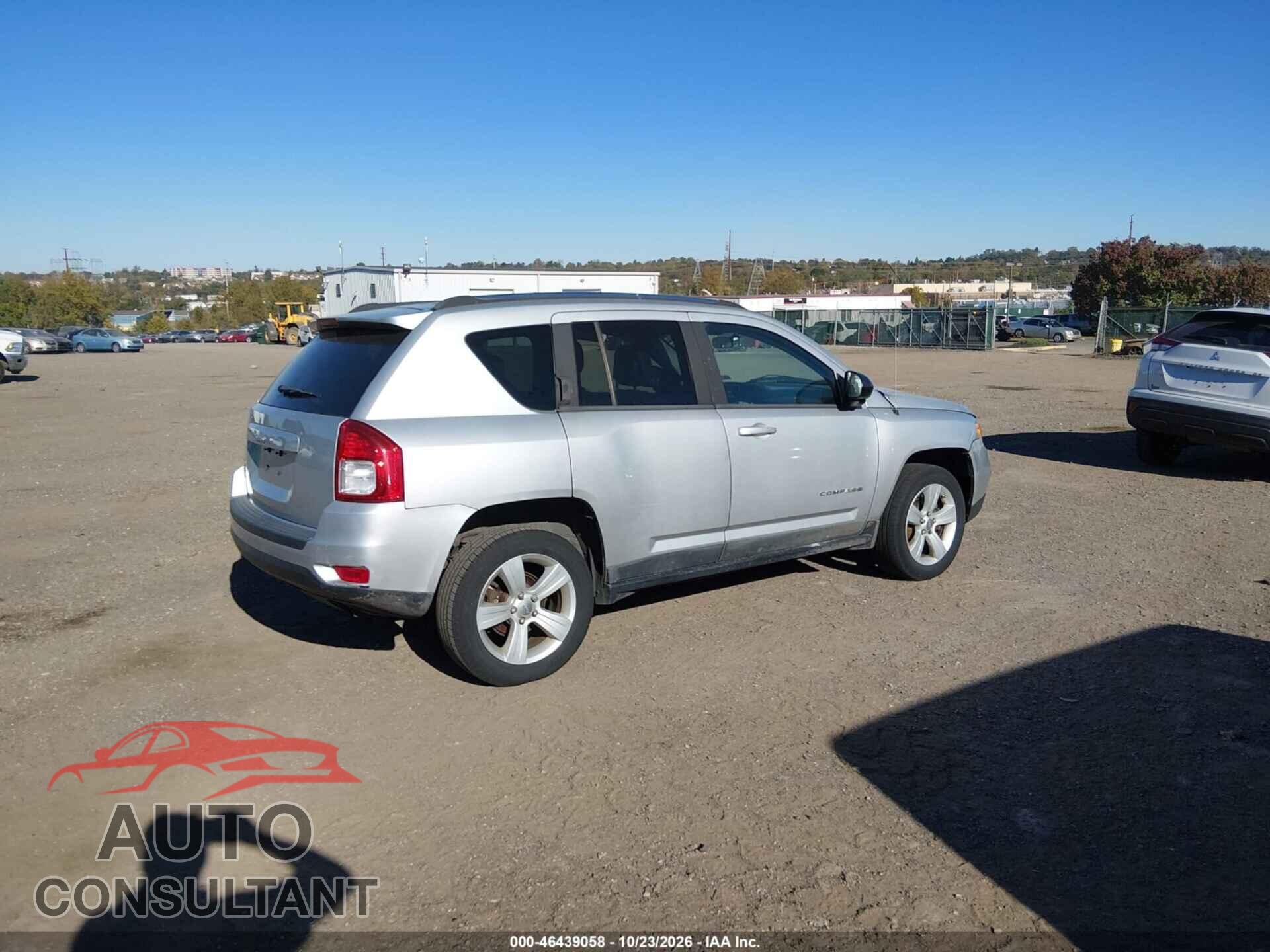 JEEP COMPASS 2011 - 1J4NF1FB5BD158679