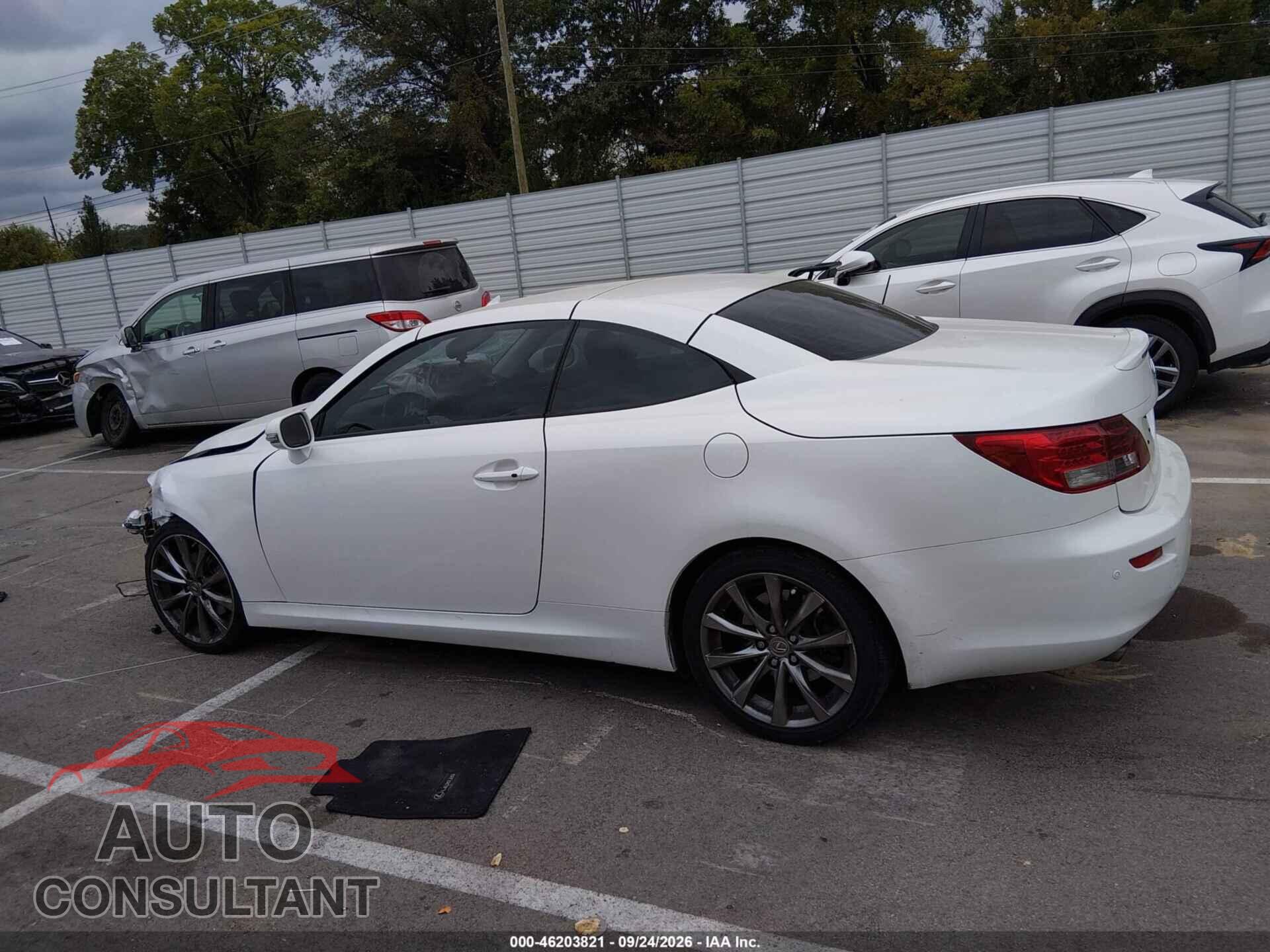 LEXUS IS 250C 2014 - JTHFF2C28E2530812
