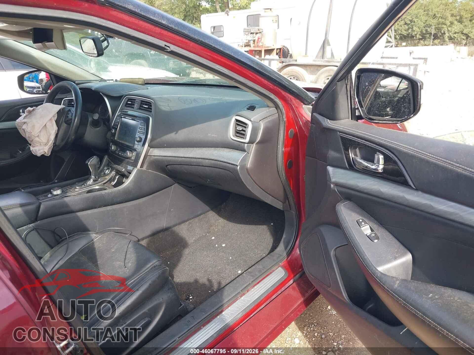 NISSAN MAXIMA 2017 - 1N4AA6AP1HC373497